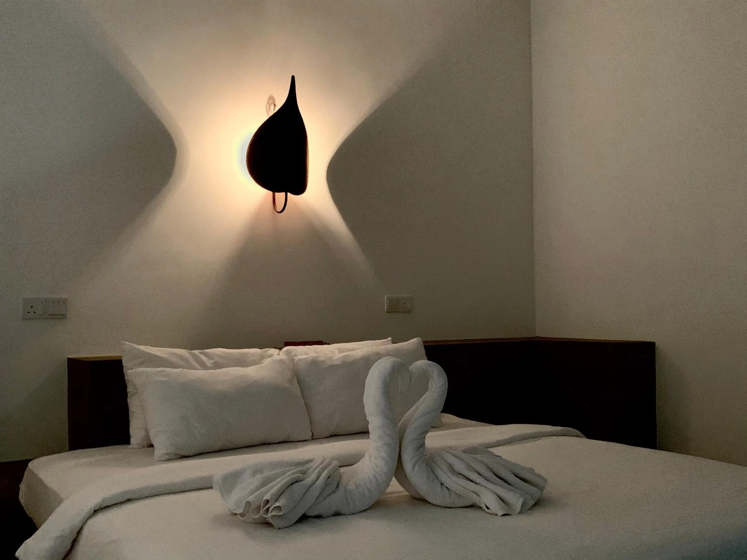 Bed in Handagedara Resort & Spa