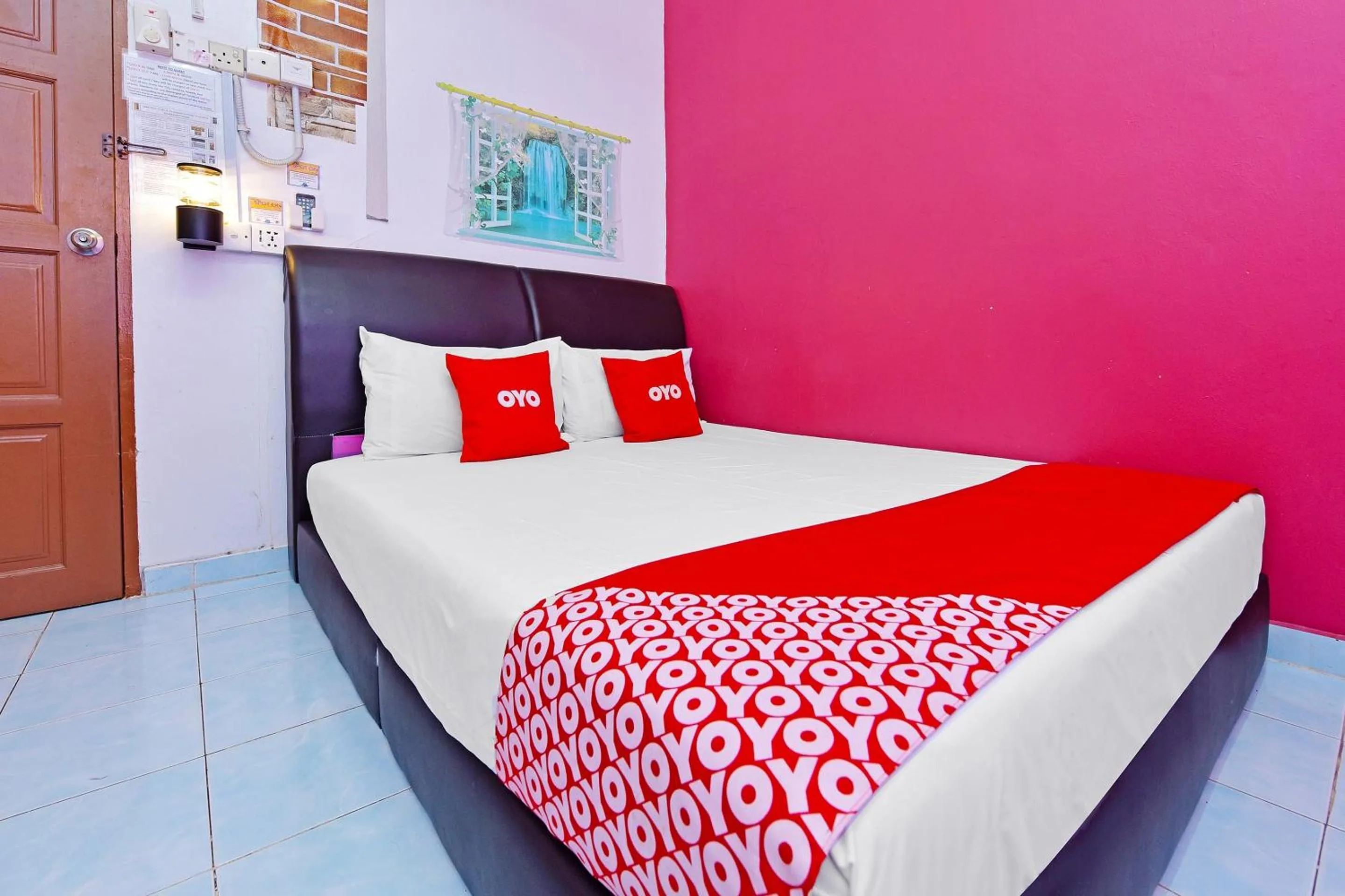 Bedroom, Bed in Hotel O Bidara Guest House