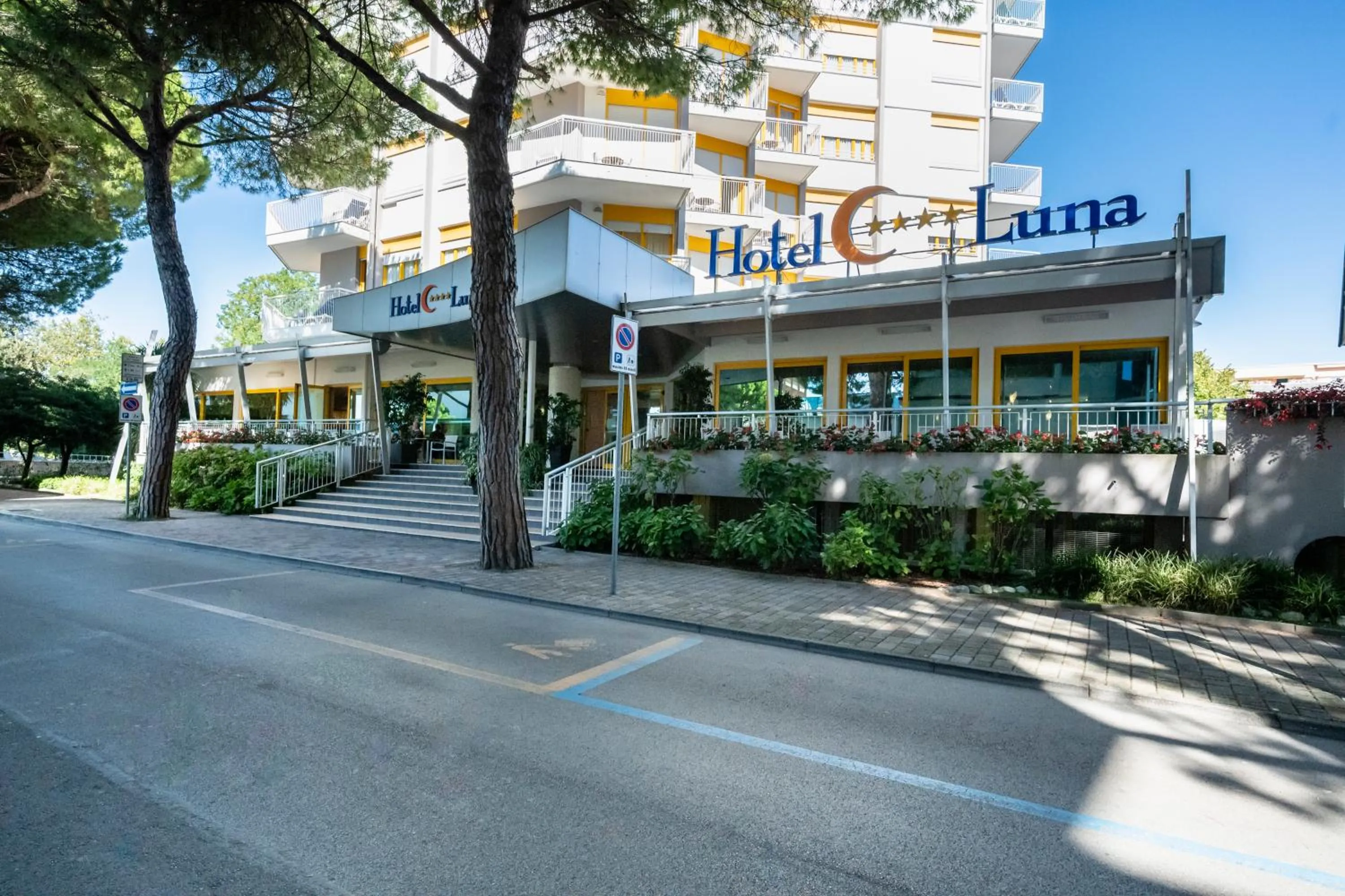 Property building in Hotel Luna