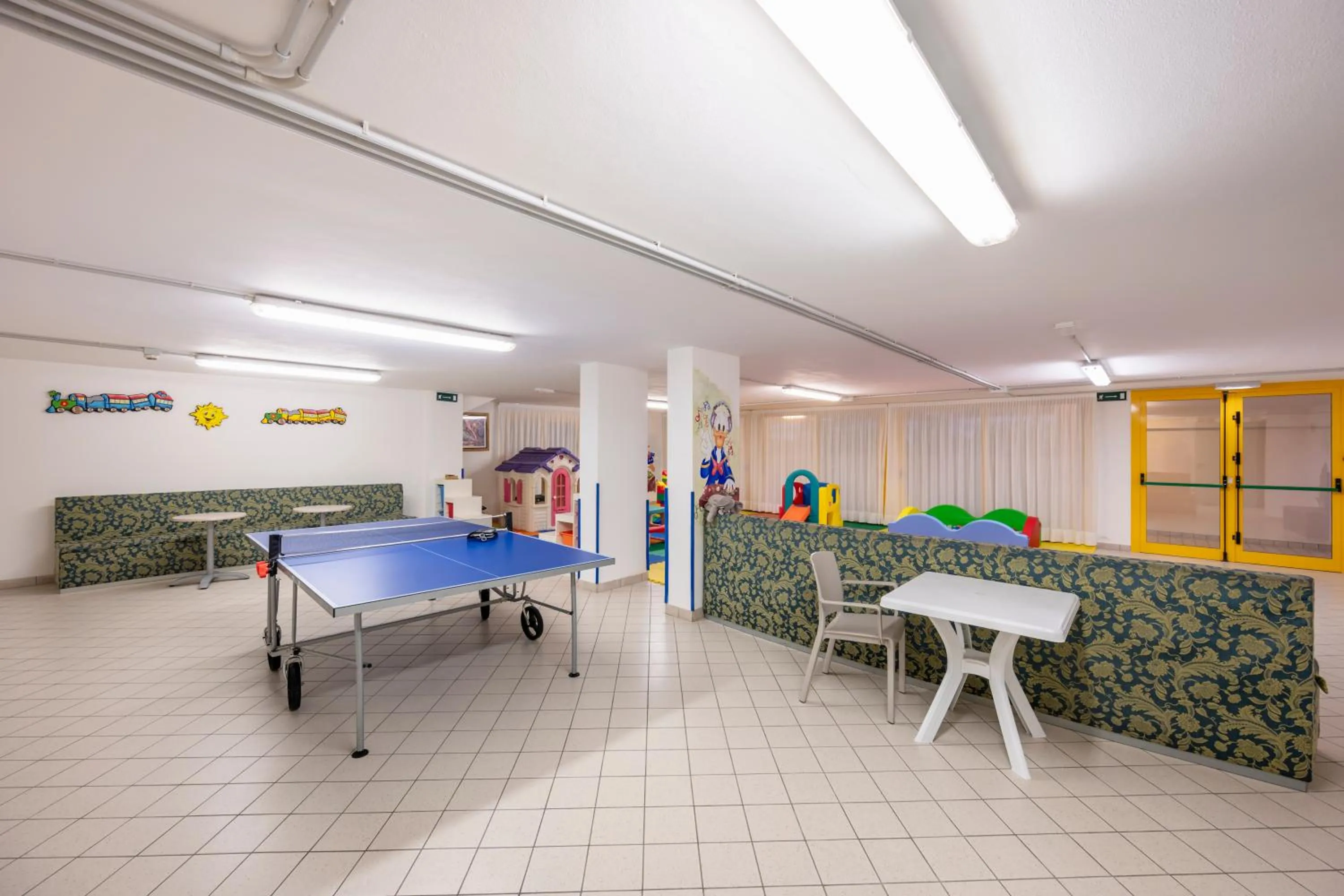 Game Room in Hotel Luna