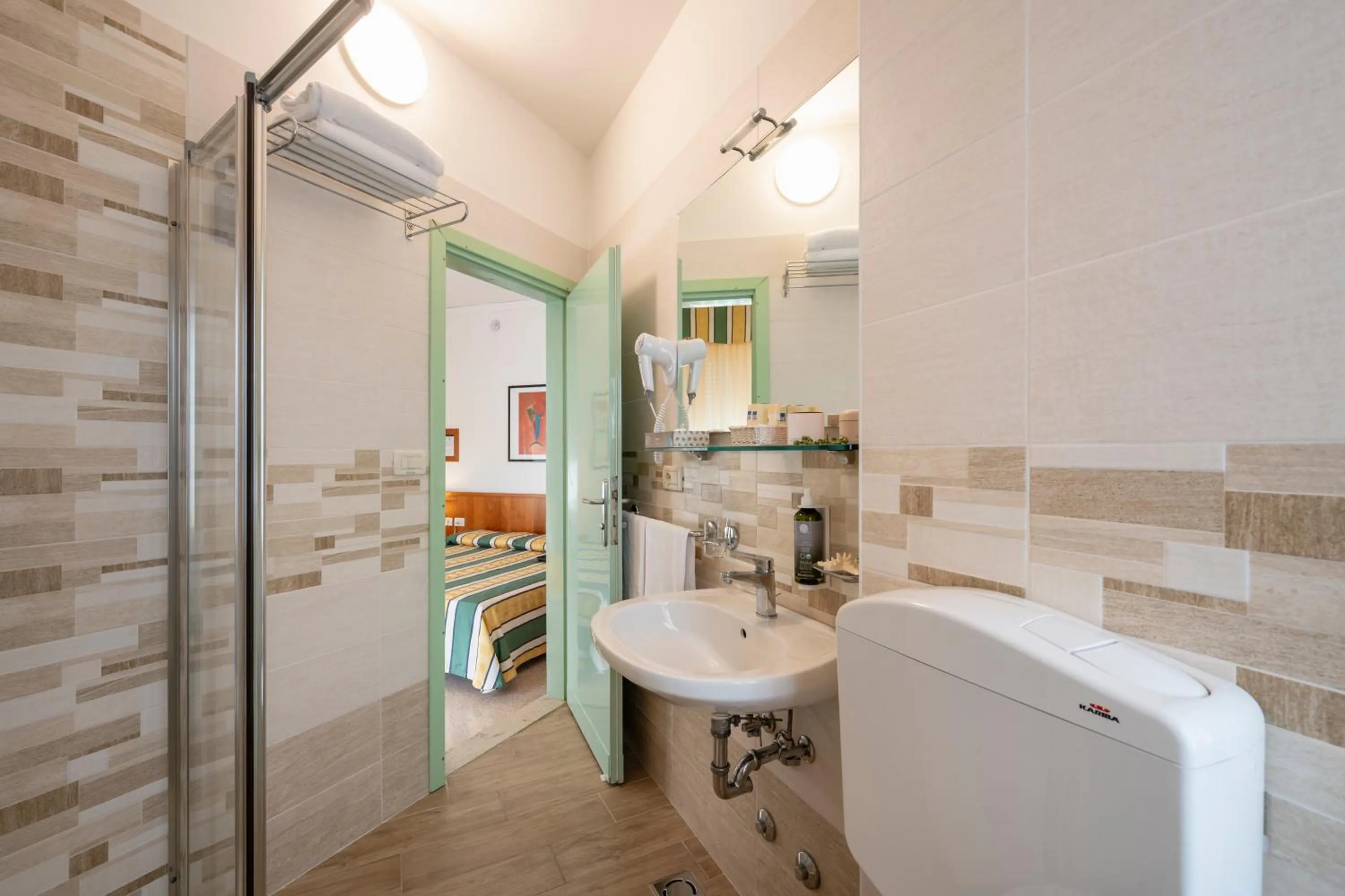 Shower in Hotel Luna