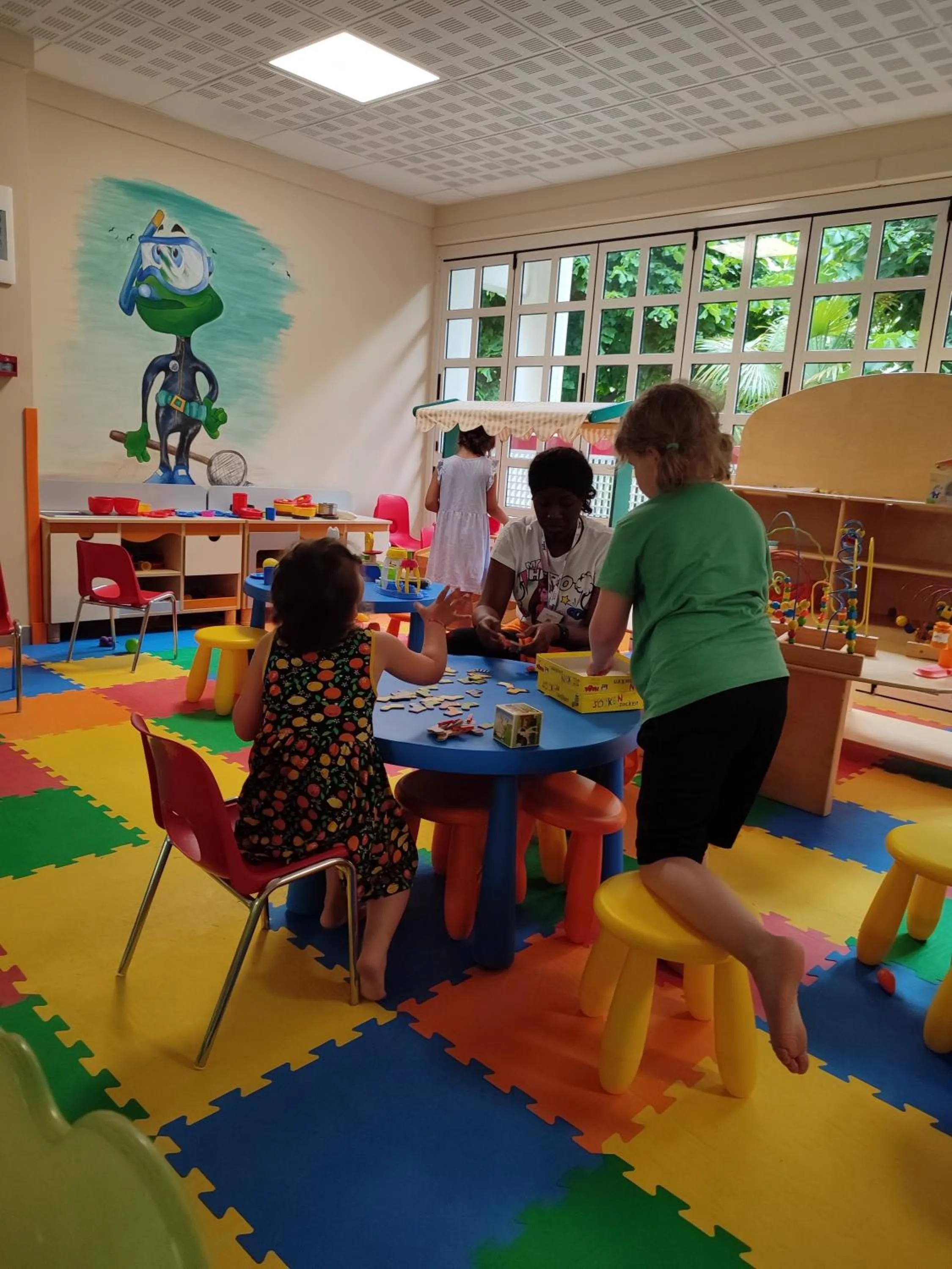 People in Aparthotel Imperial