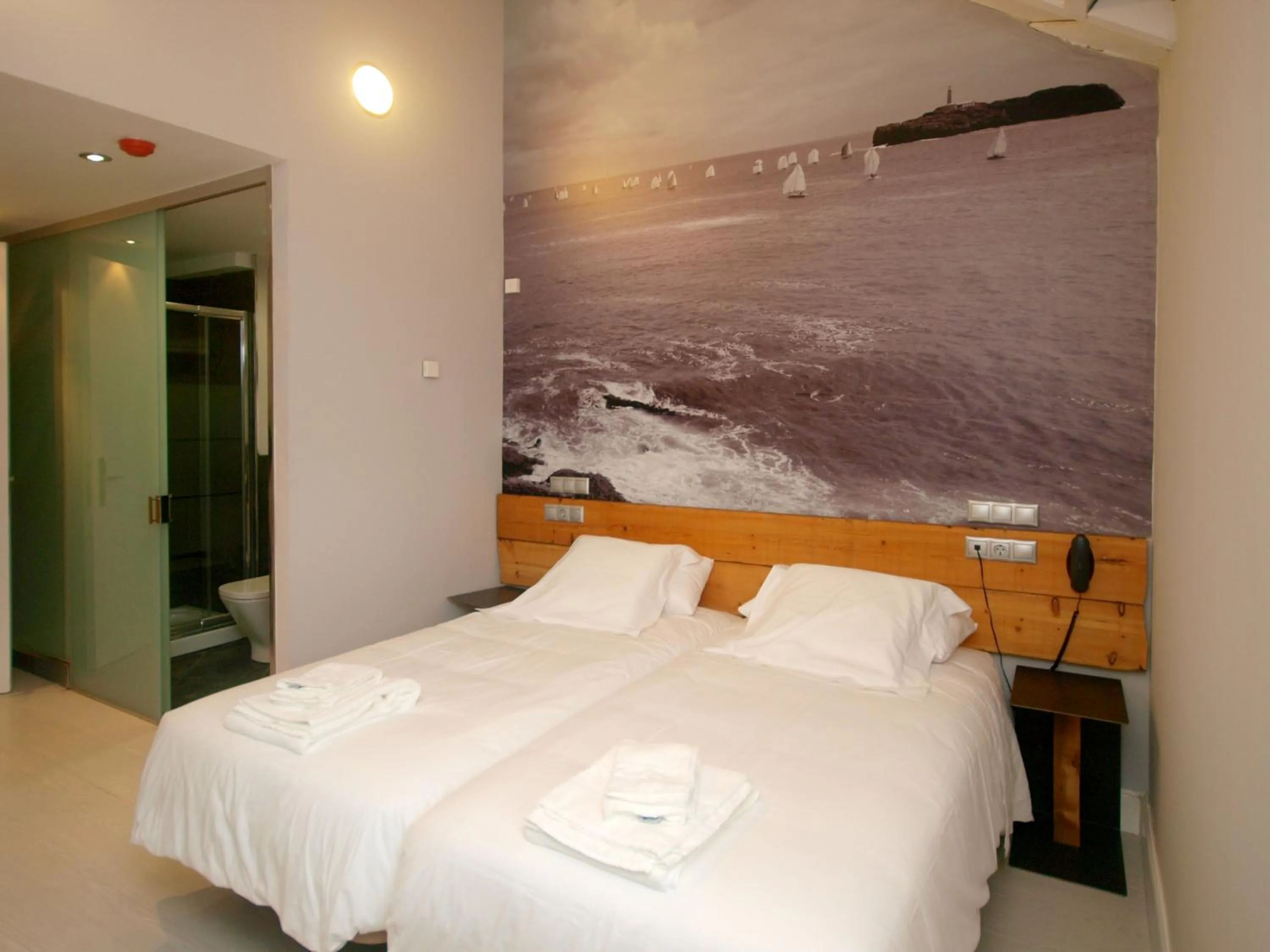 Bed in Hosteria Santander