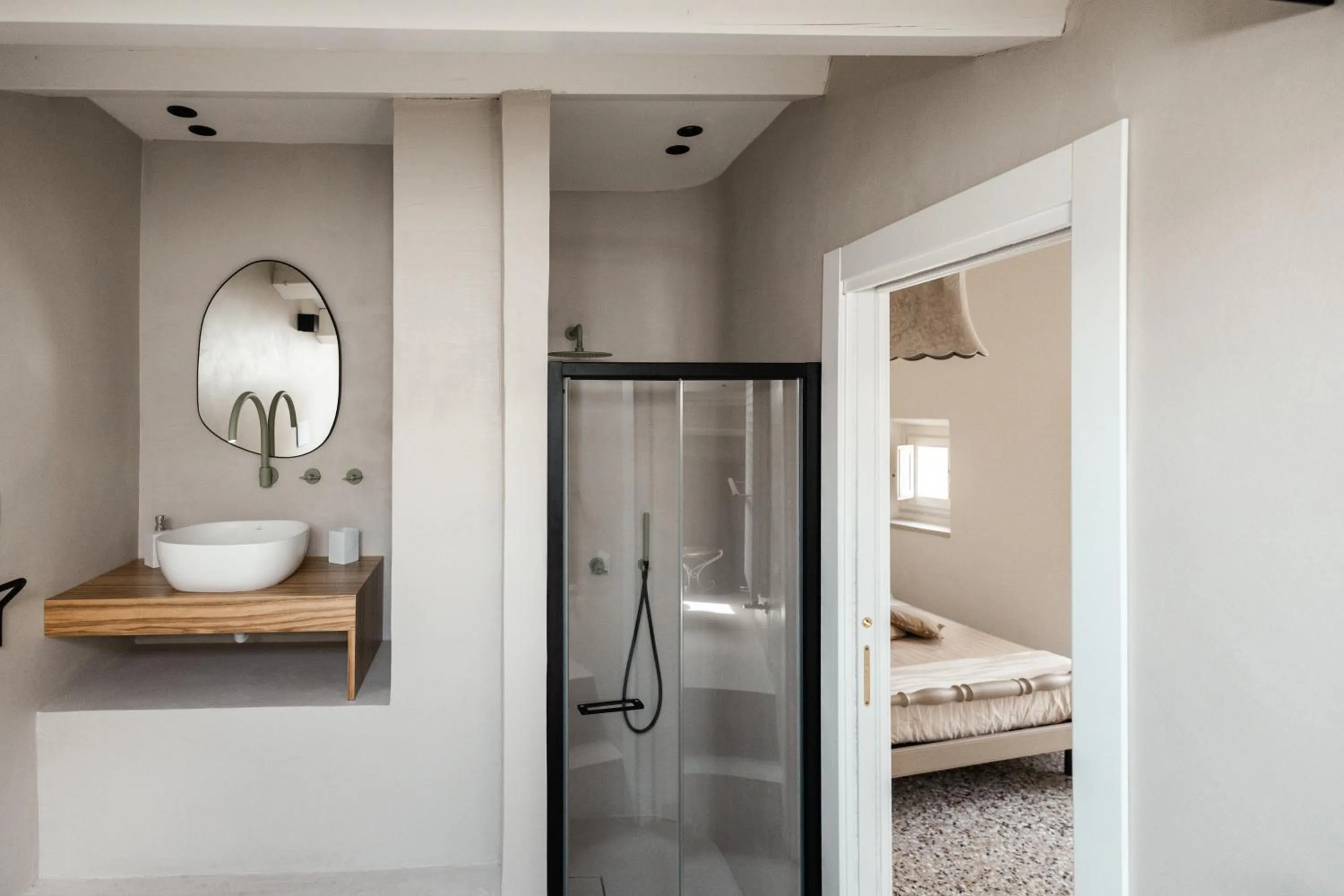 Bathroom, Bed in Bianko EcoChic