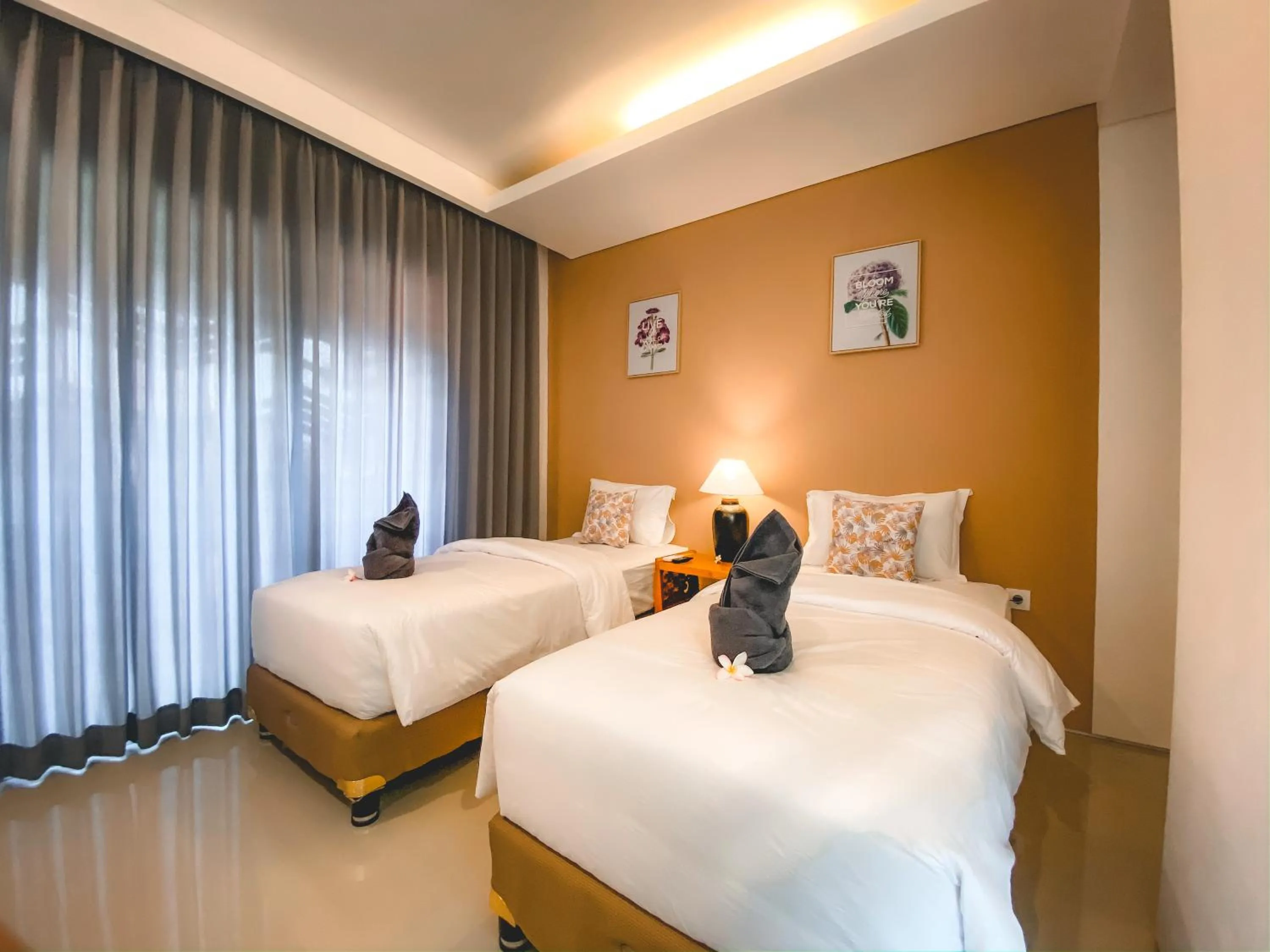 Bed in Radha Homestay