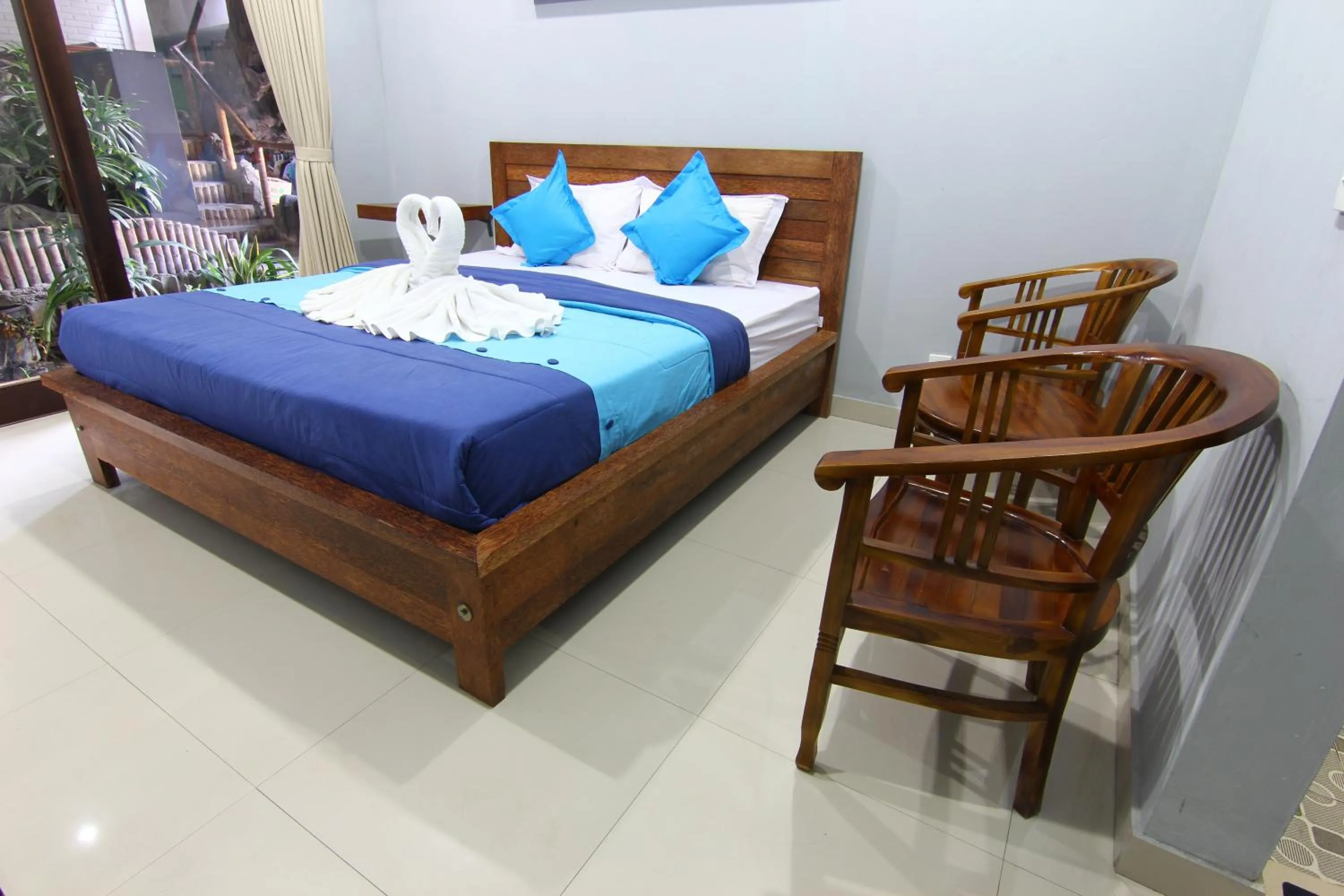 Decorative detail, Bed in Radha Homestay