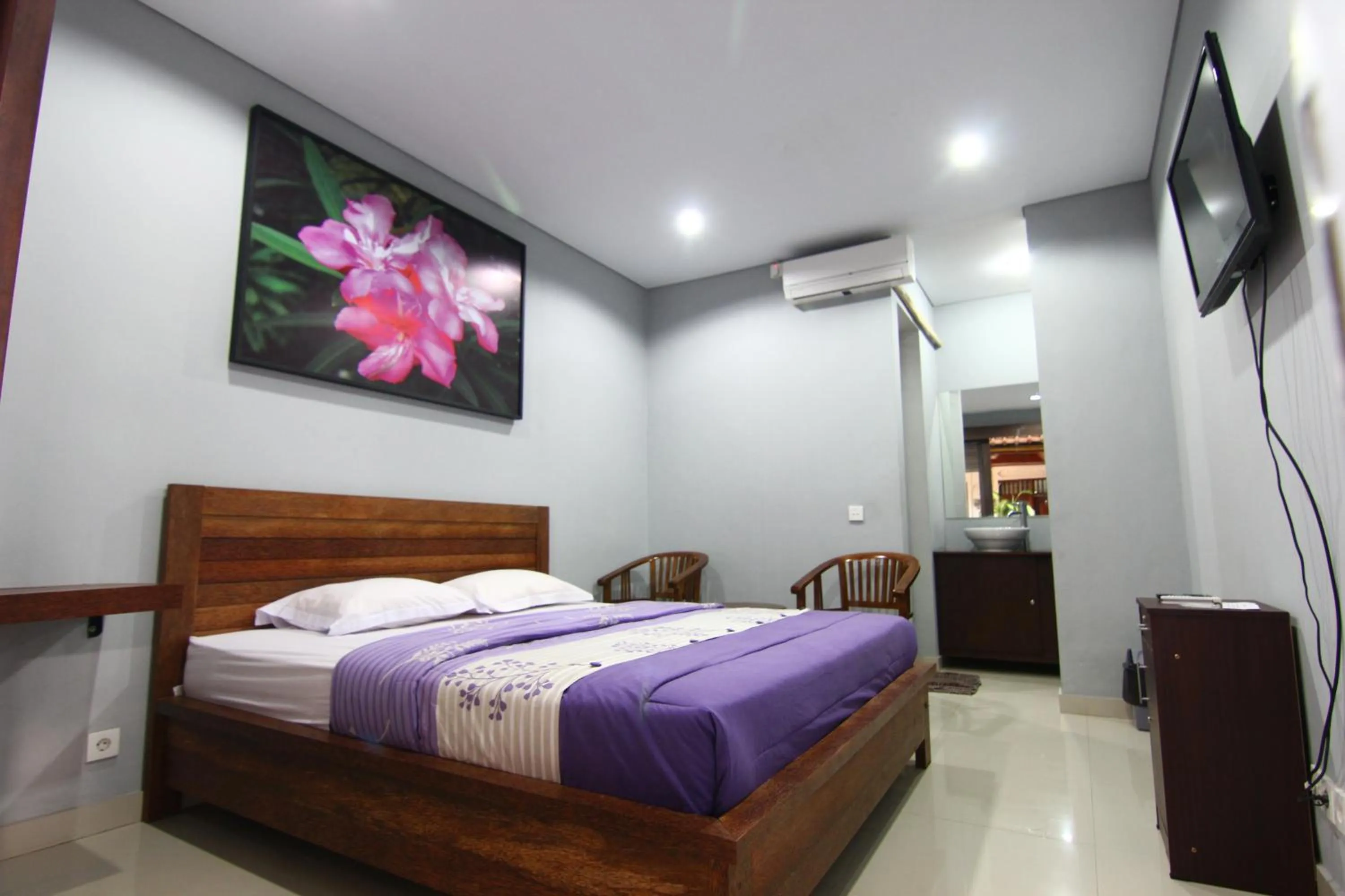 Bed in Radha Homestay