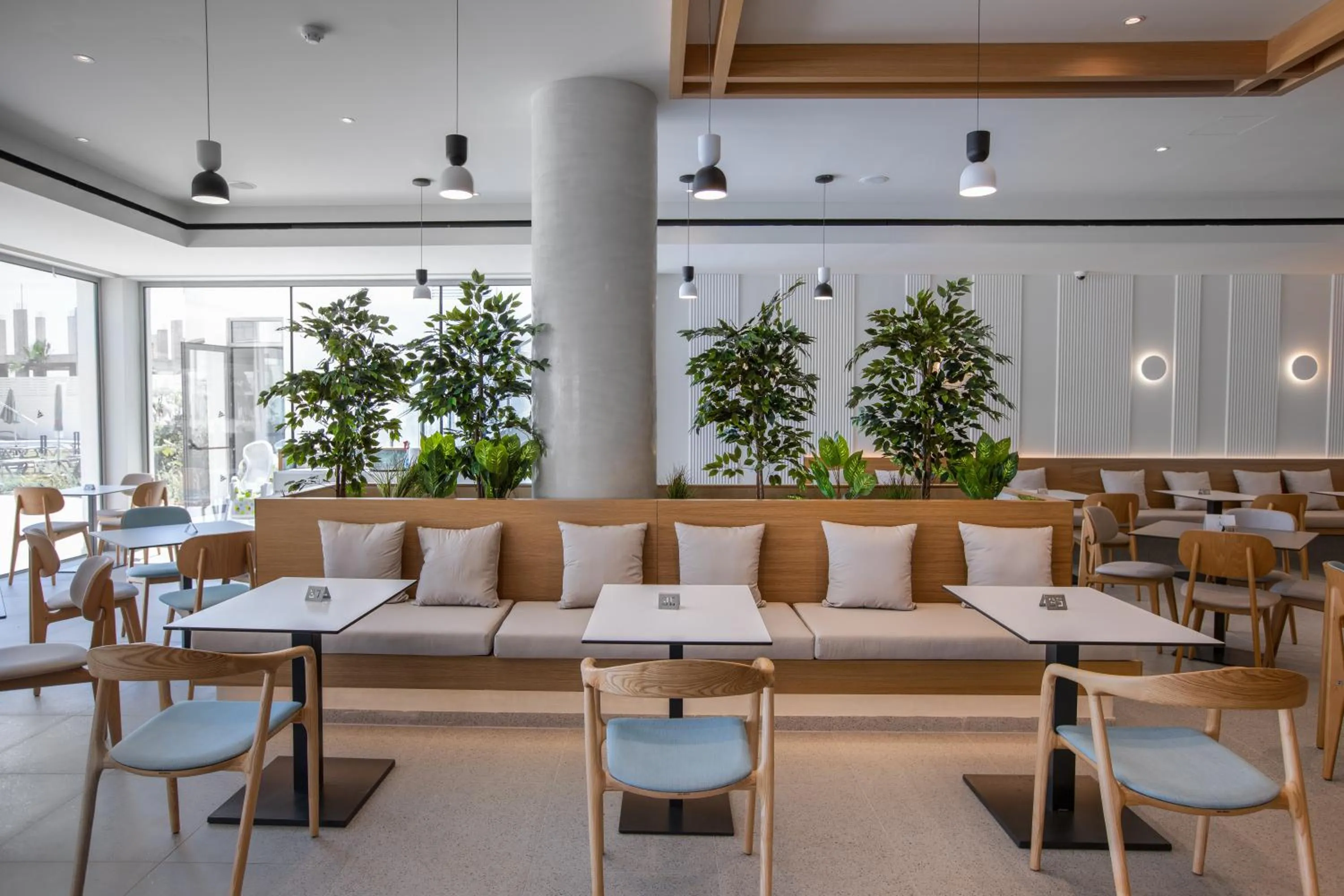 Restaurant/places to eat in Atlantica Aqua Blue