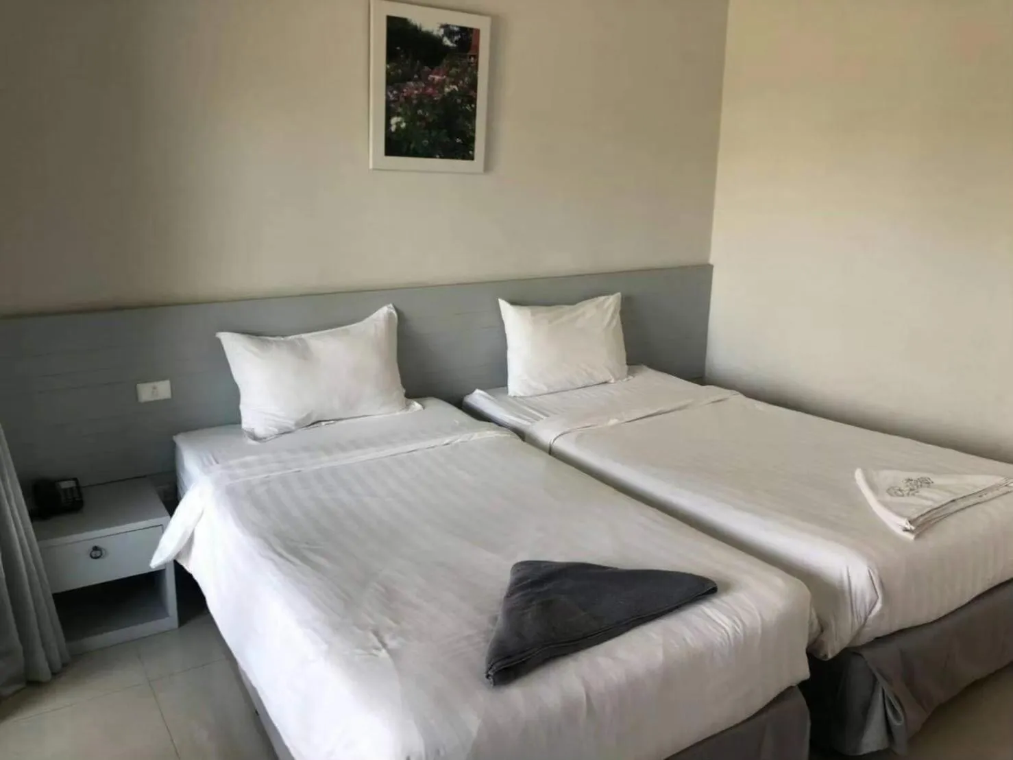 Bed in Rose Villa Hote