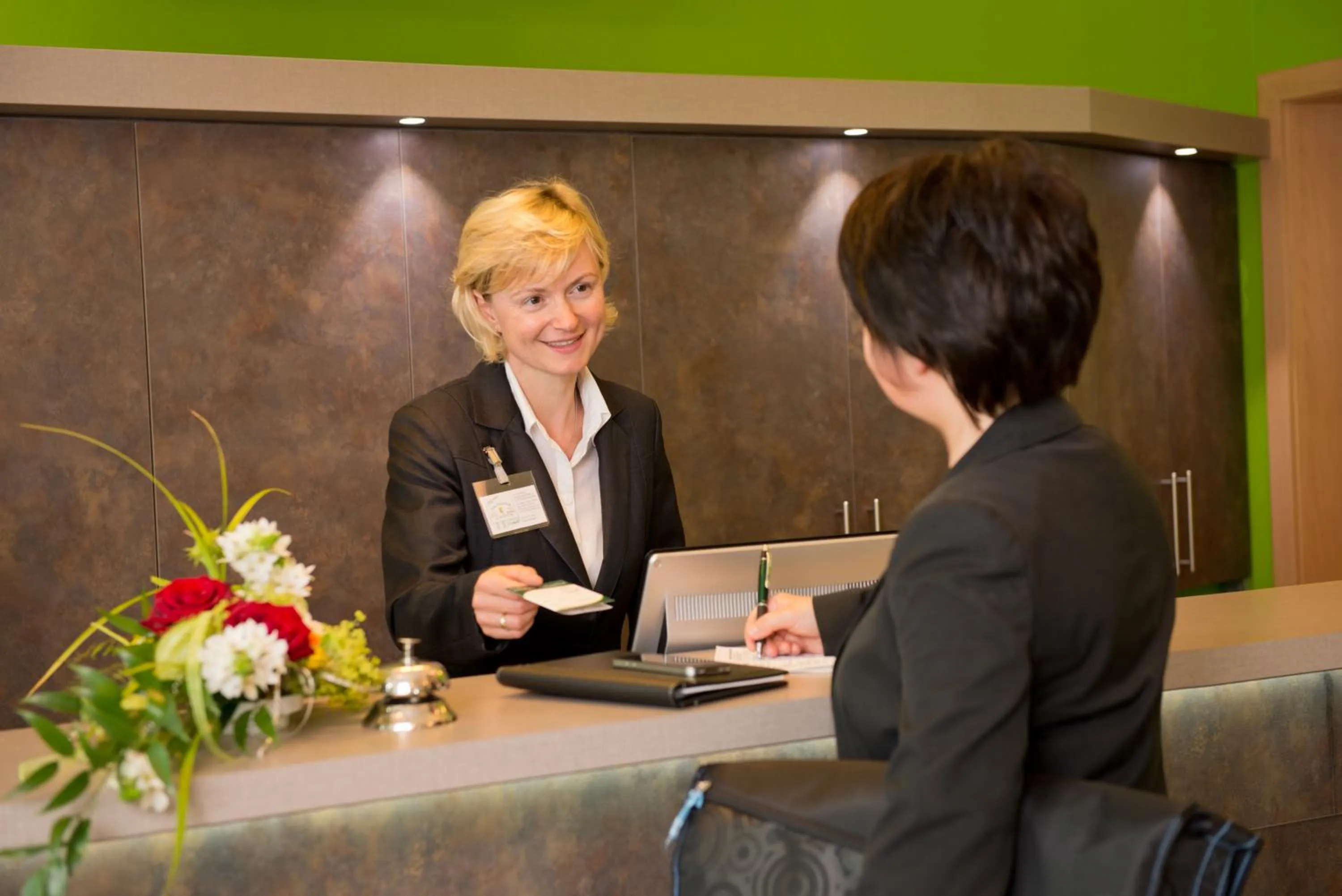 People in Hotel Marschall Duroc