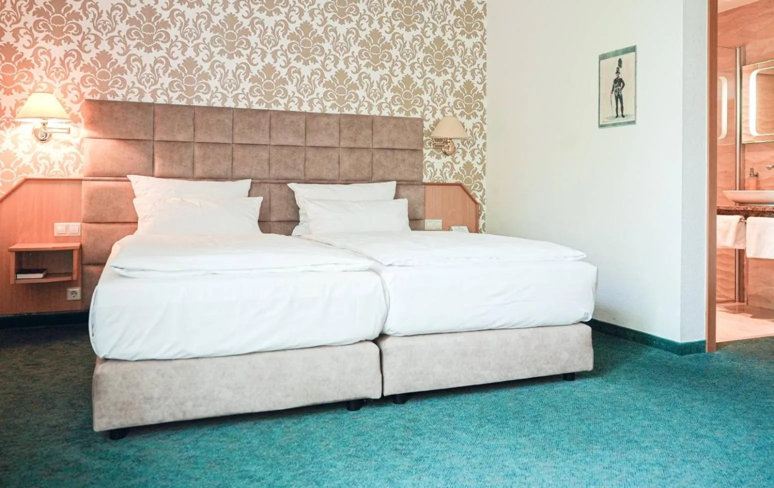 Bed in Hotel Marschall Duroc