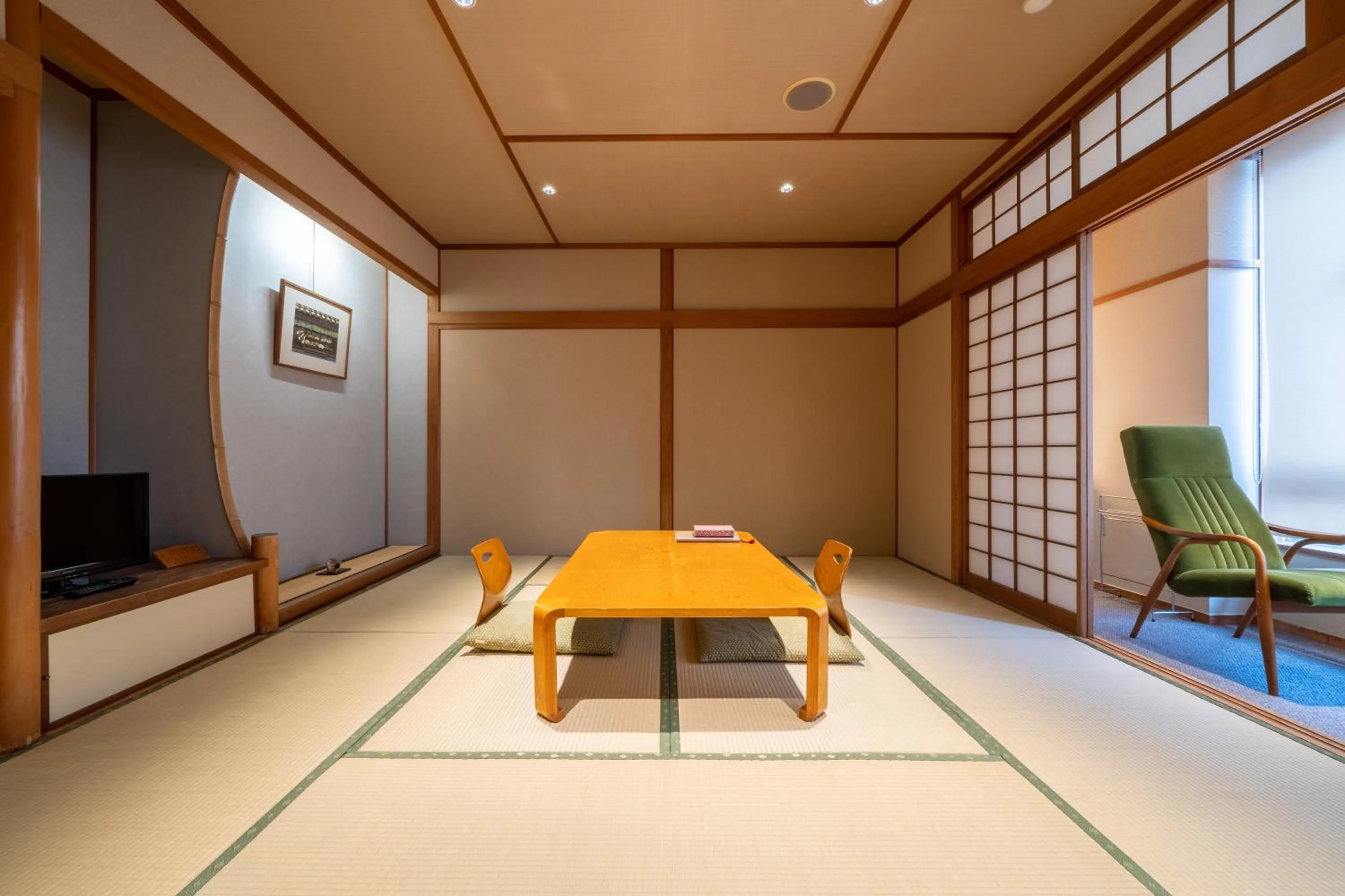 Photo of the whole room in Ryokan Ryokufuso