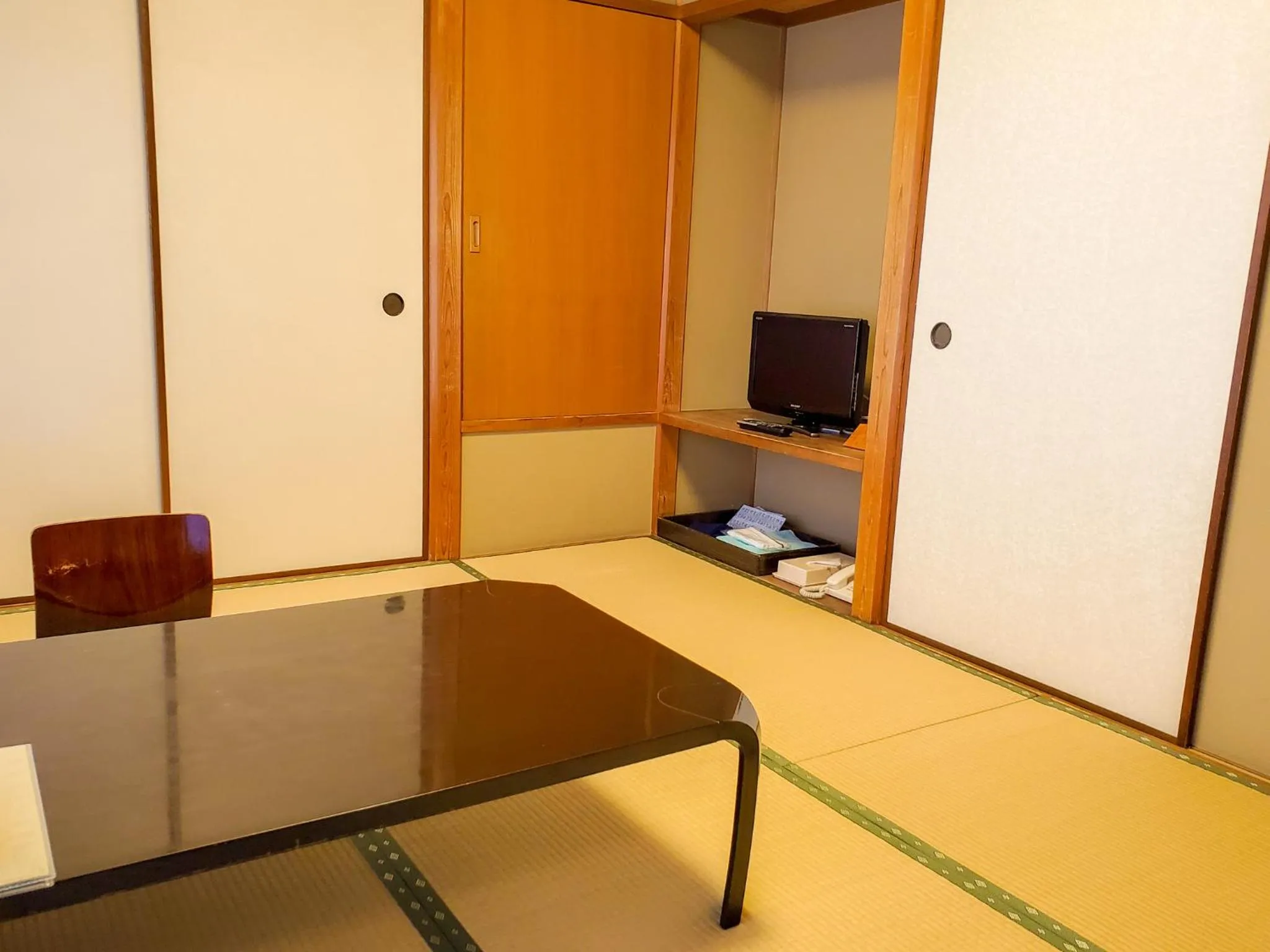 Photo of the whole room in Ryokan Ryokufuso