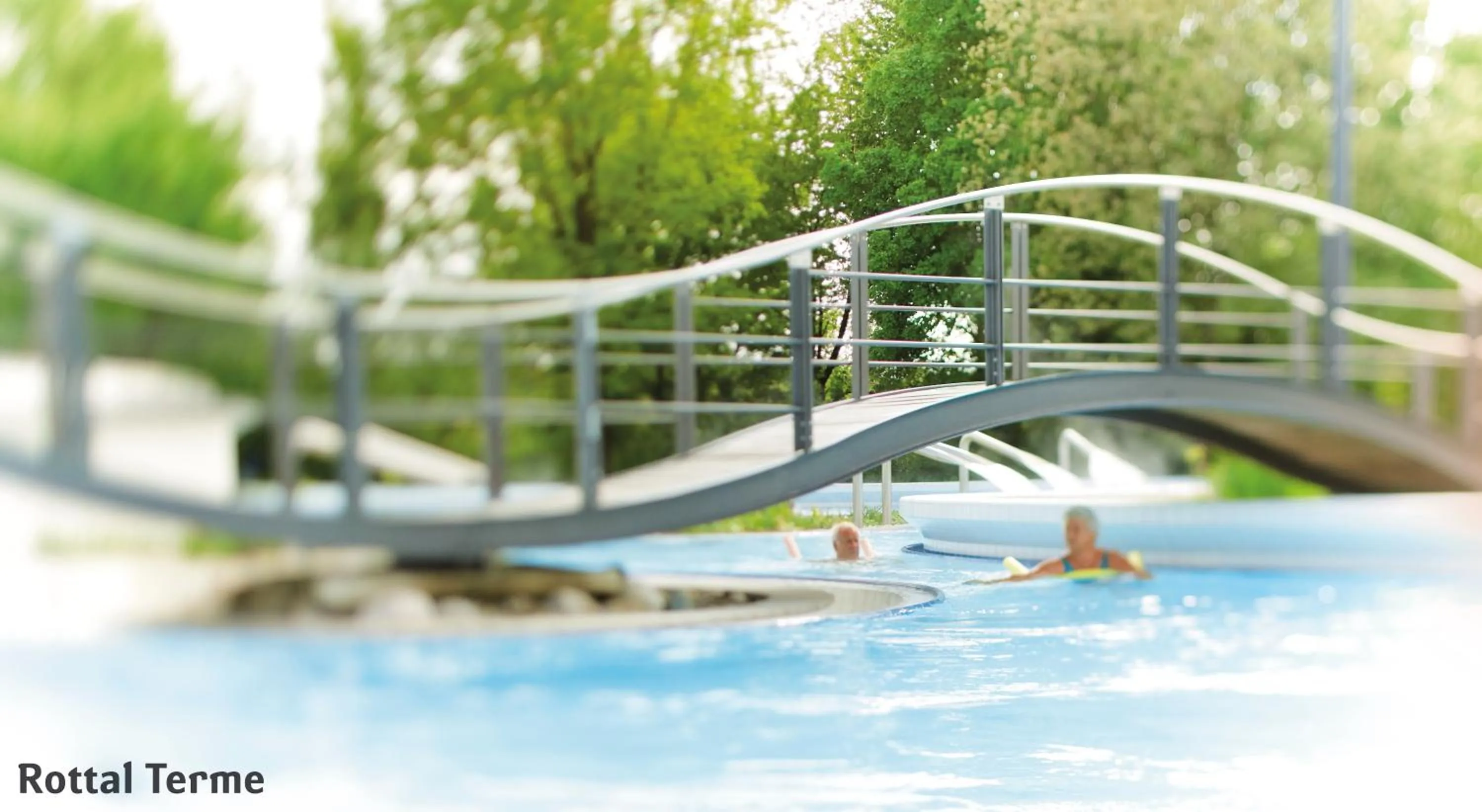Swimming pool in Best Western Aparthotel Birnbachhöhe