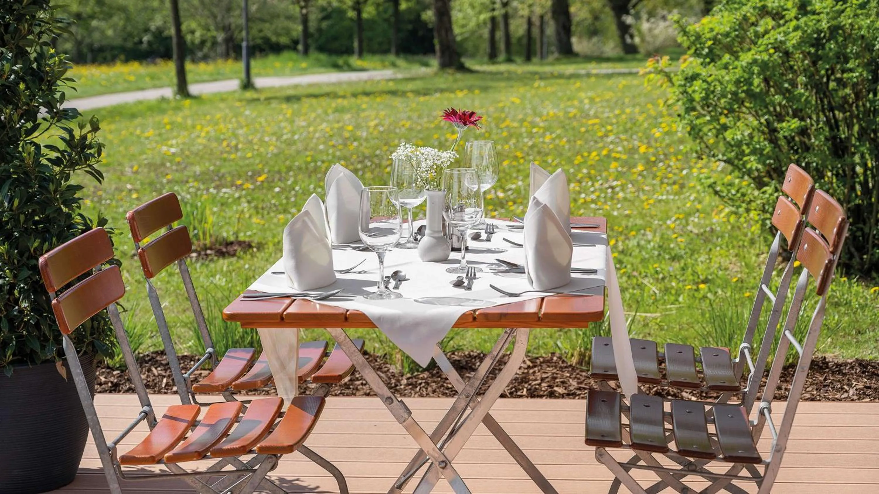 Food and drinks in Best Western Aparthotel Birnbachhöhe