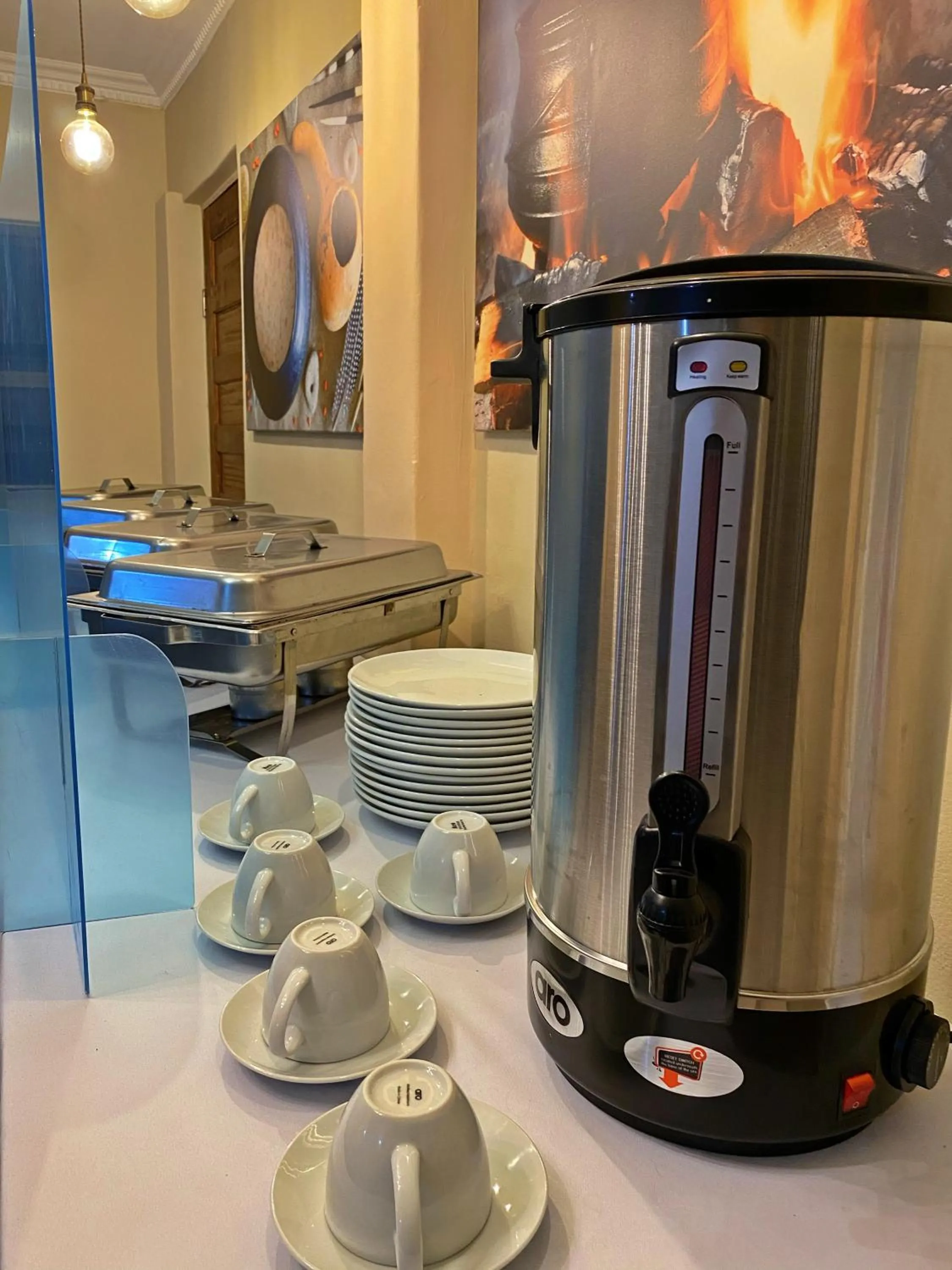 Coffee/tea facilities in Seven Wonders B&B