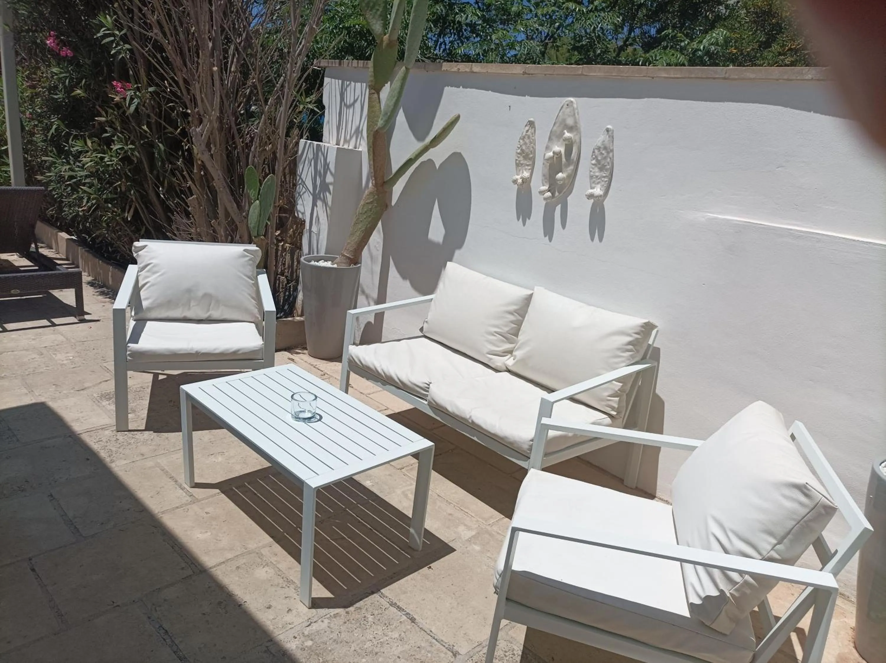 Patio in La Giara Resort