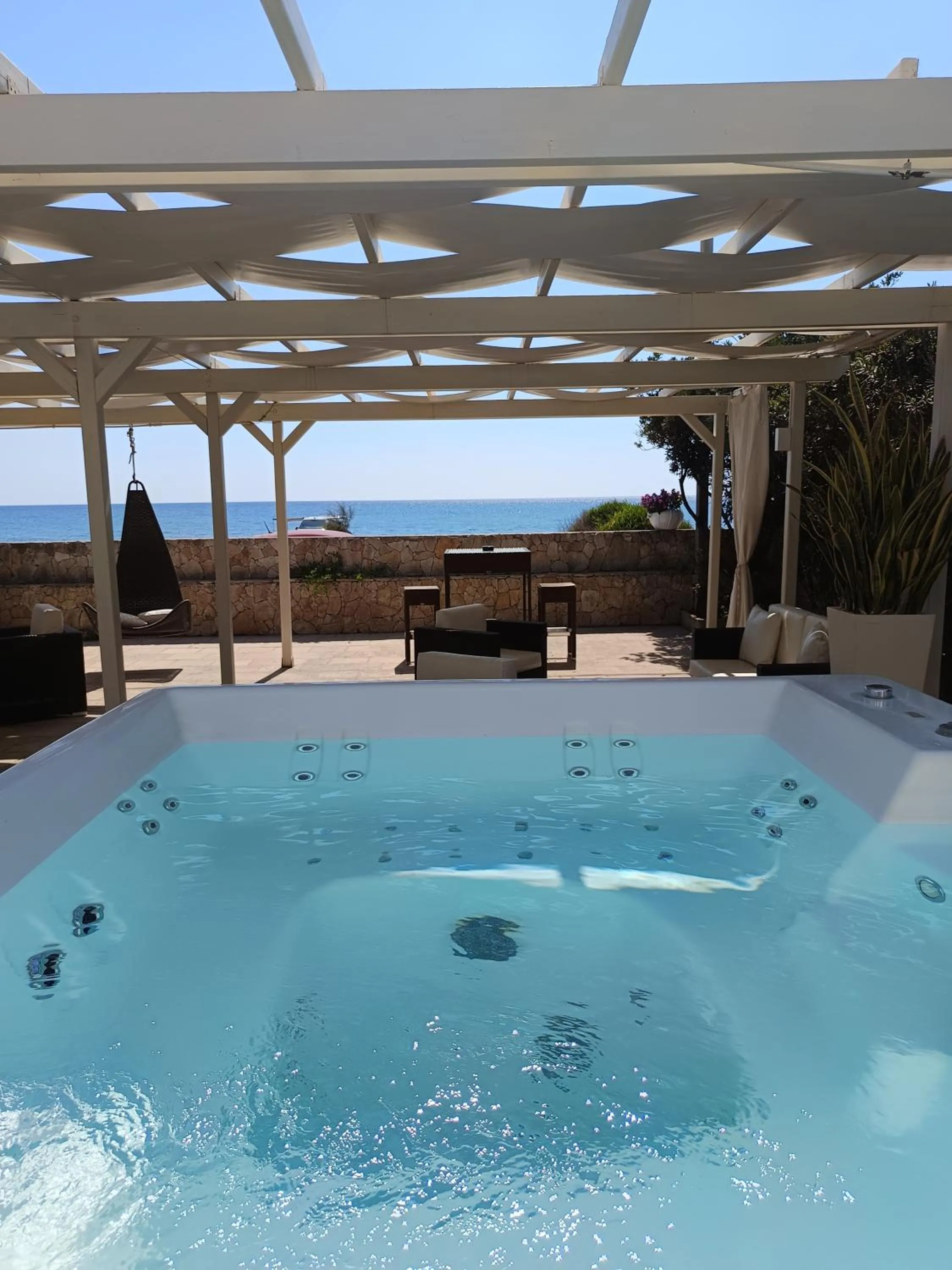 Hot Tub in La Giara Resort