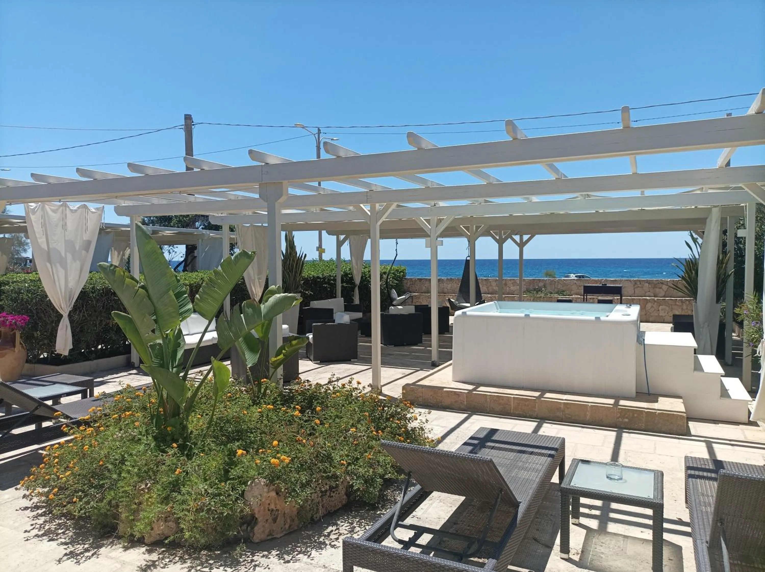 Patio in La Giara Resort