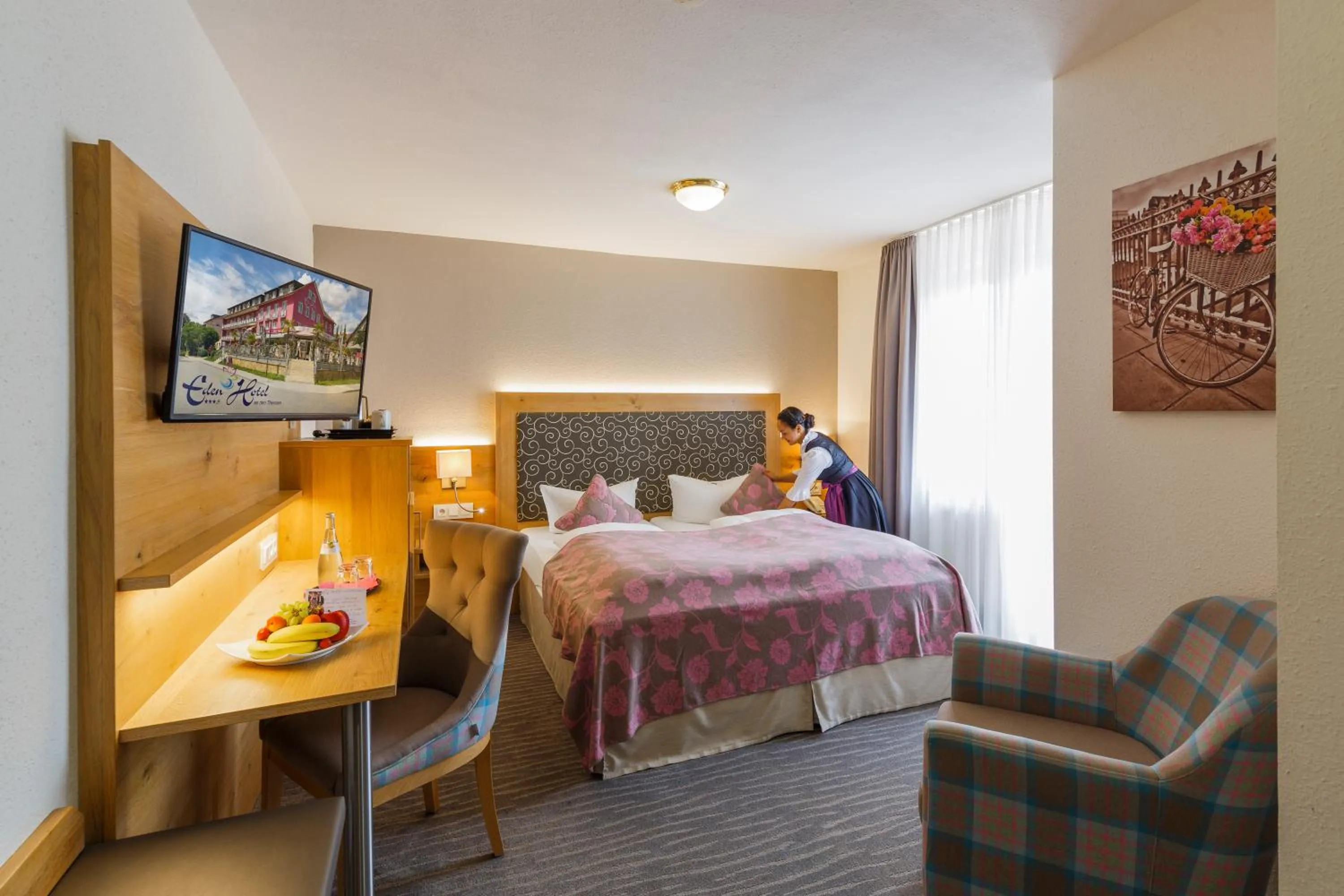 Photo of the whole room, Bed in Eden Hotel