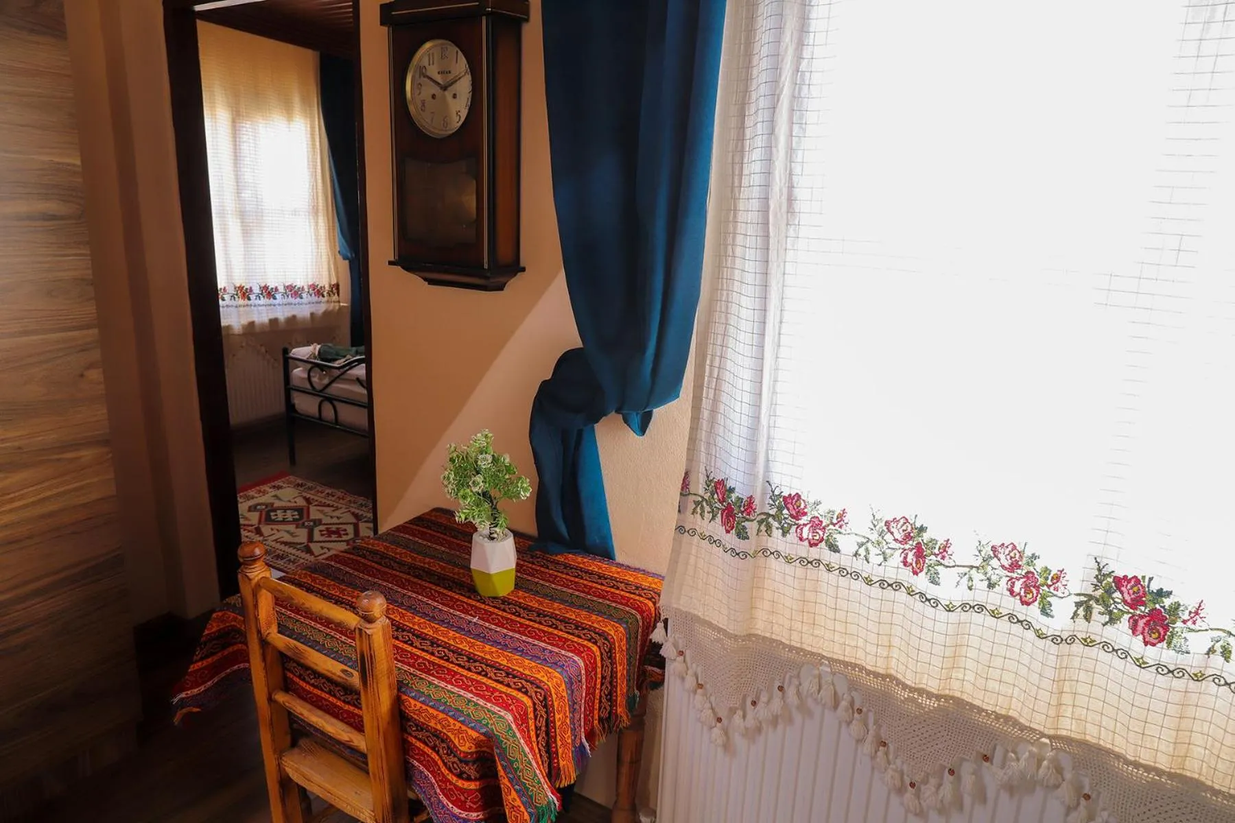 Seating area in Şirvani Konağı