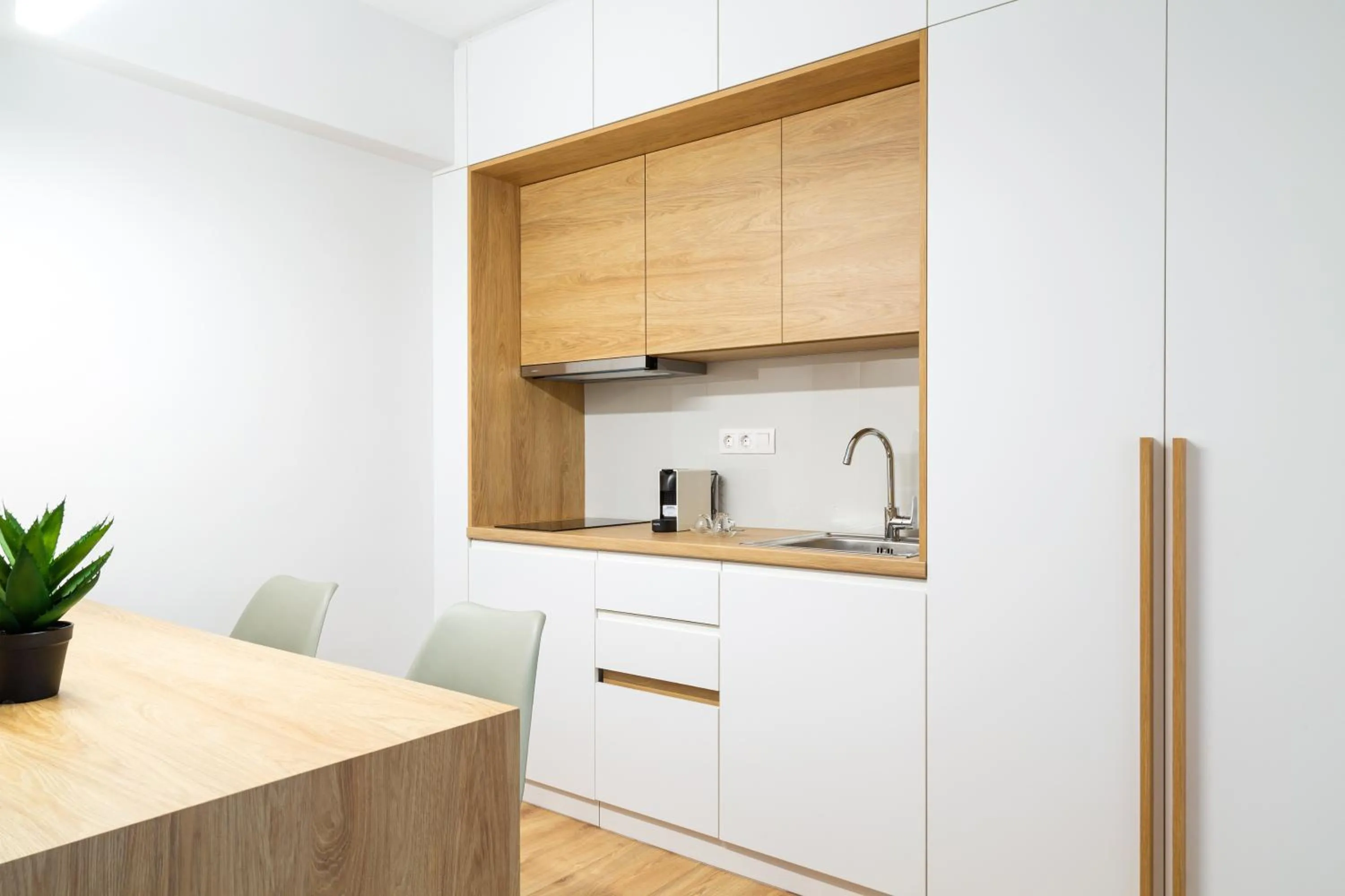 Kitchen or kitchenette in δ193
