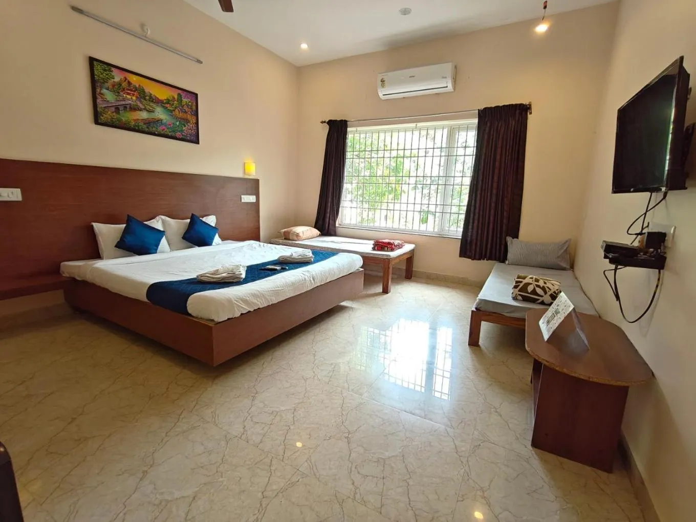 TV and multimedia in PV Resort - Auro Beach