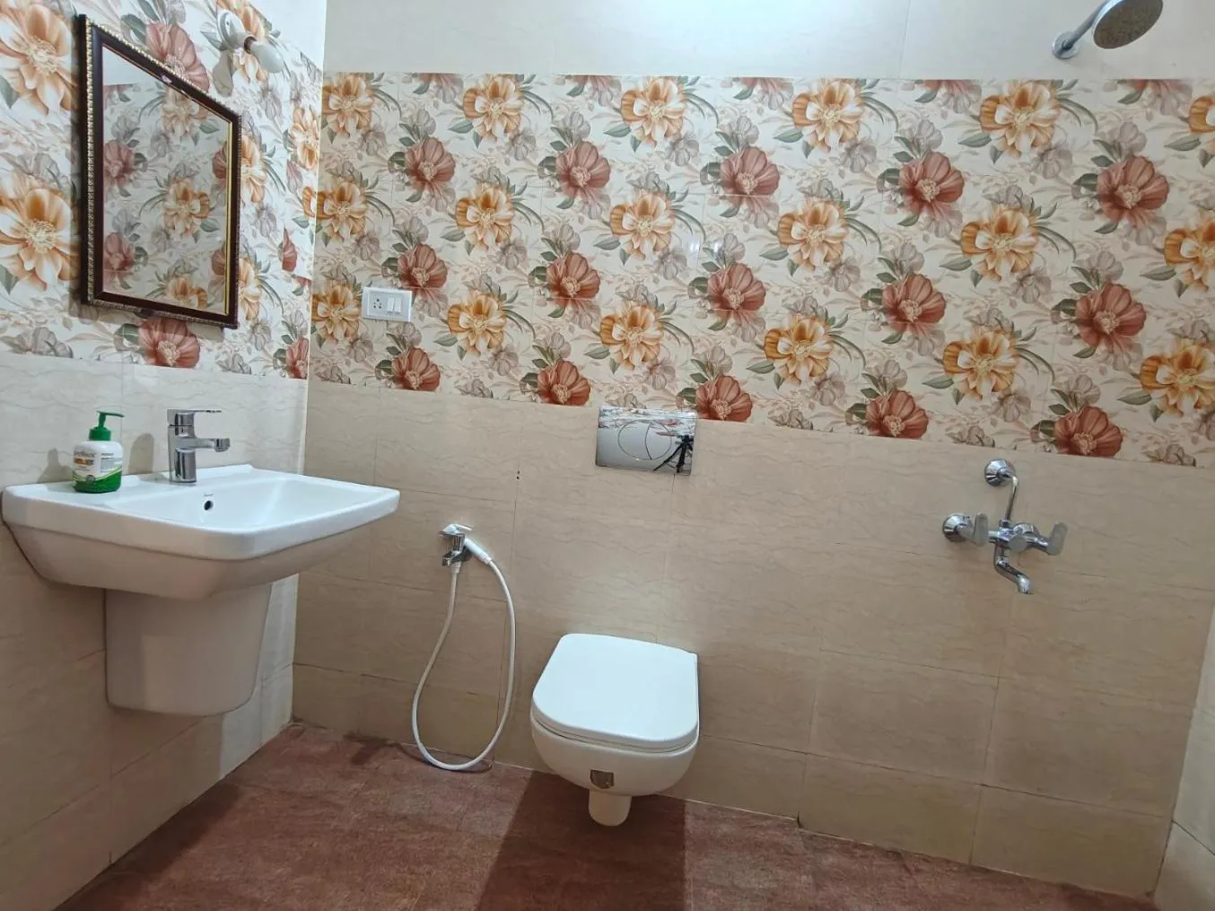 Shower in PV Resort - Auro Beach