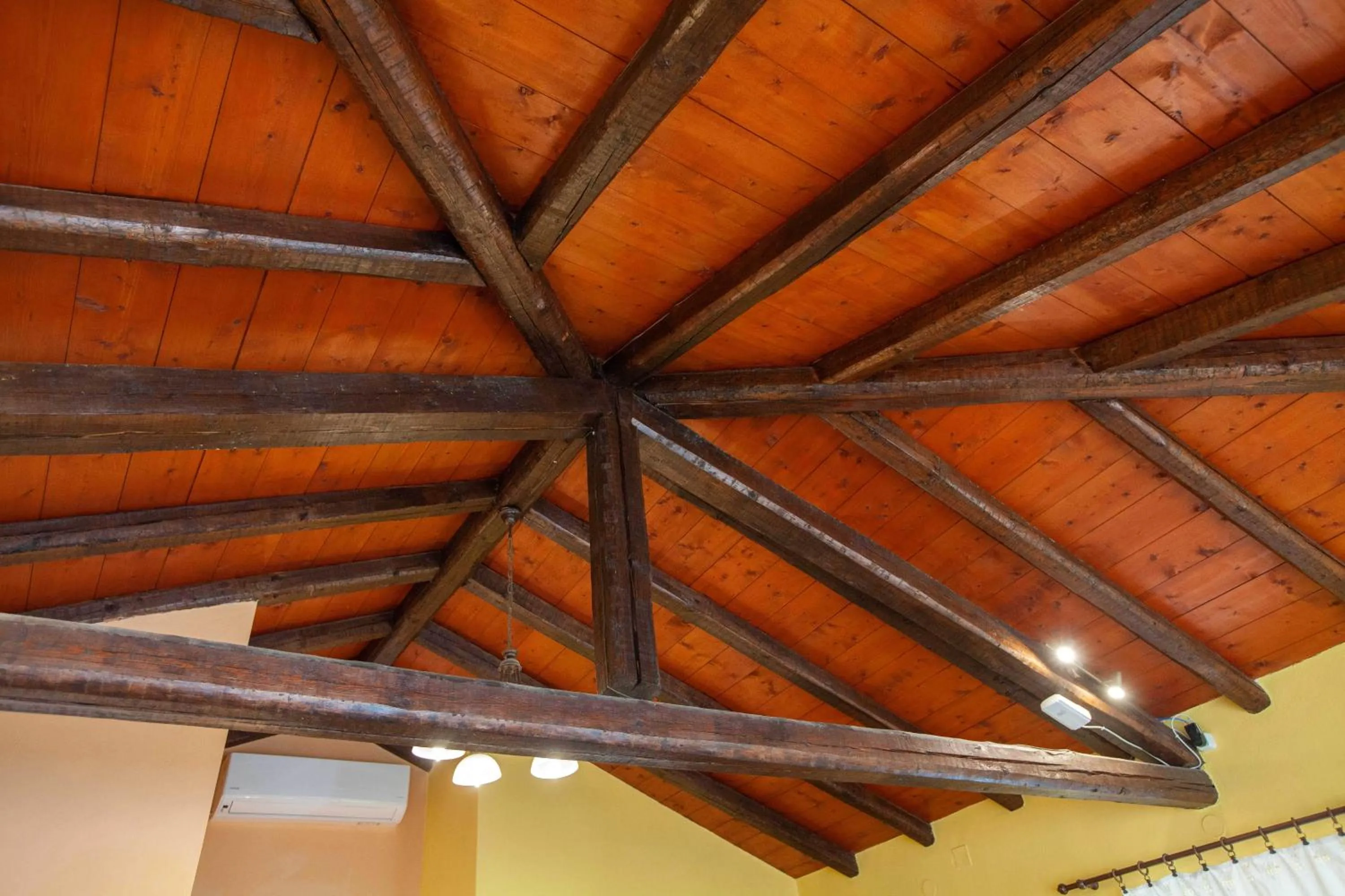 Property building in Byron Traditional Hotel