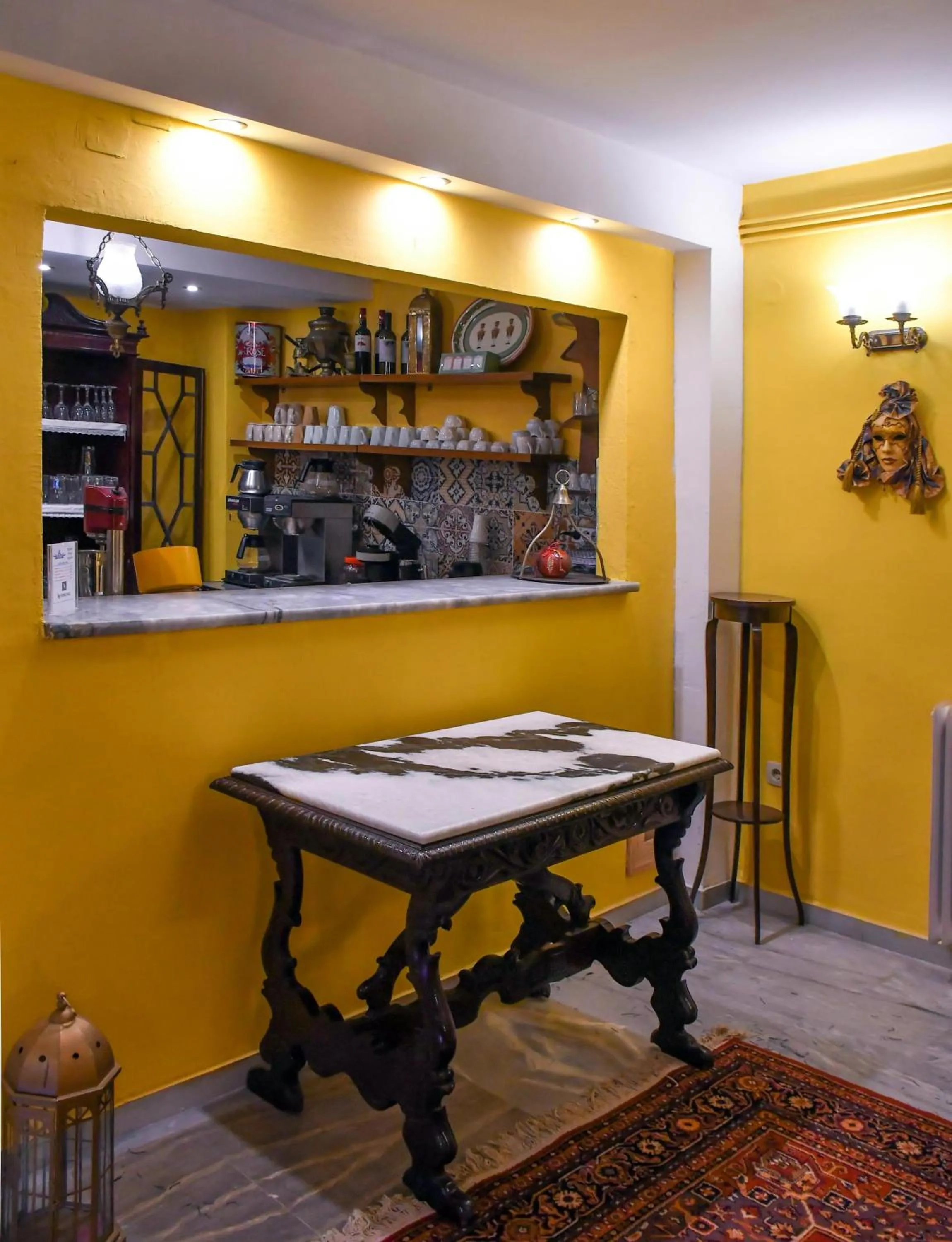 Breakfast in Byron Traditional Hotel