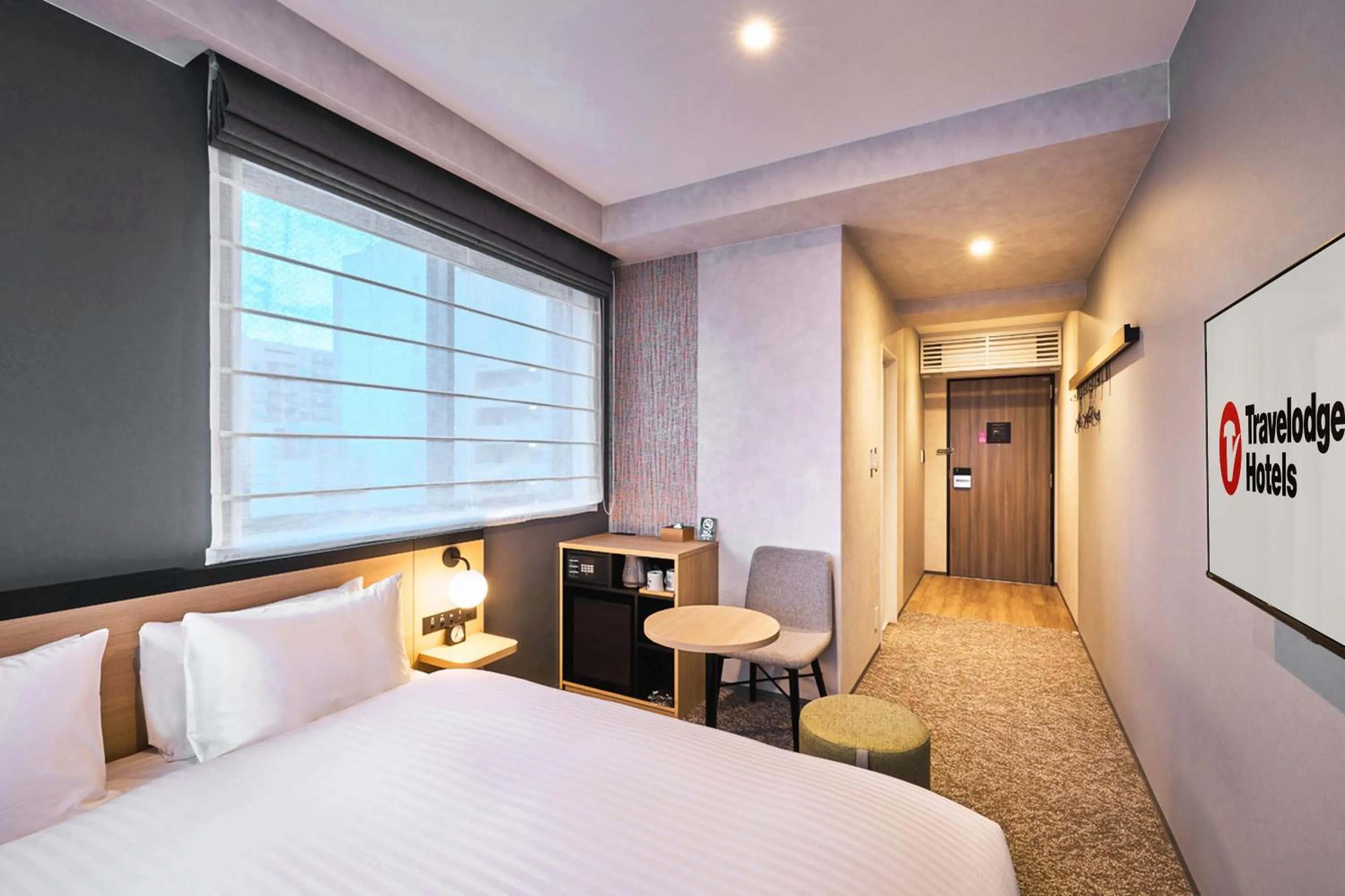 Bedroom, Bed in Hotel Pagong with M's