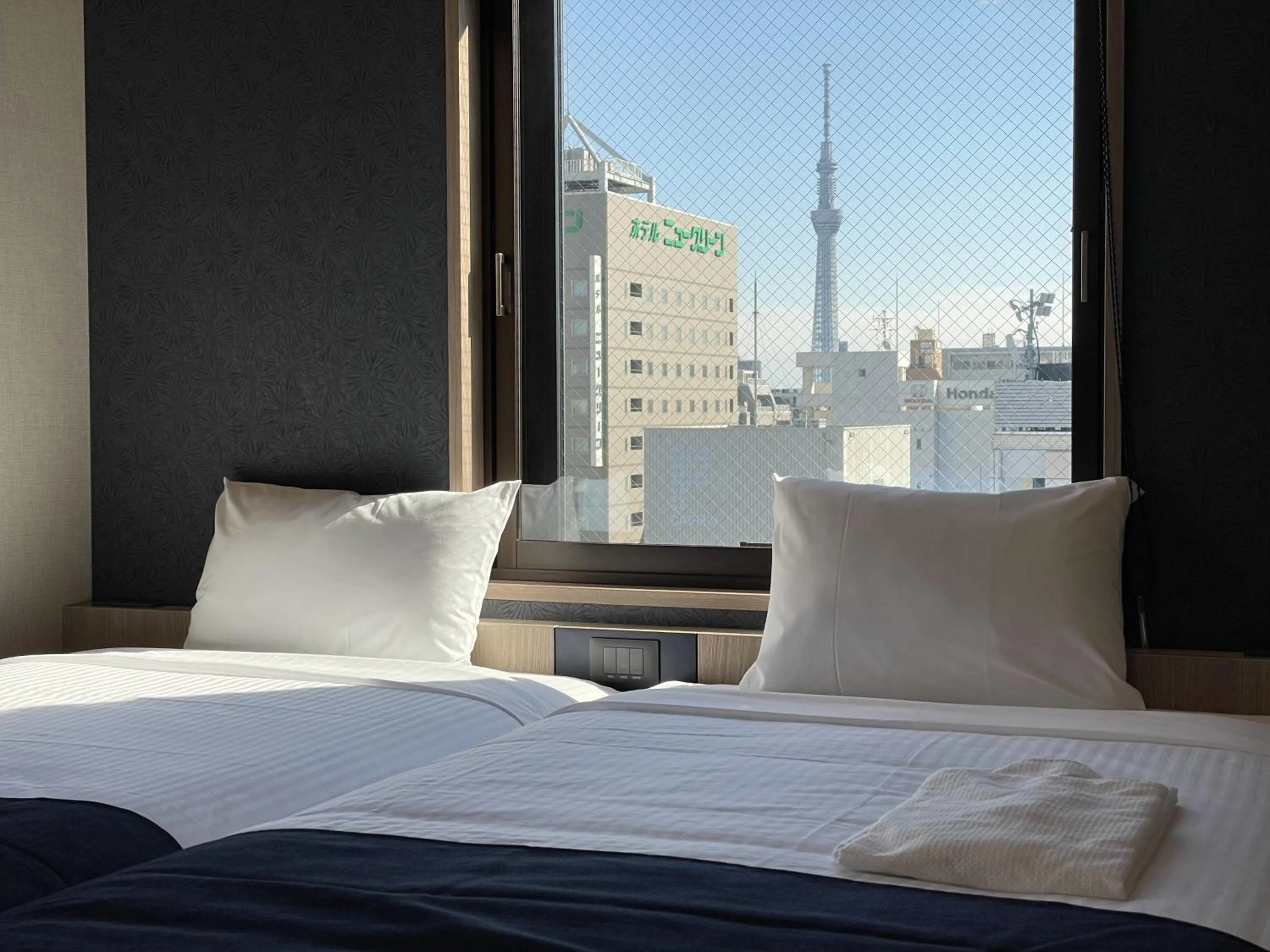 Bed in MONday Apart Premium UENO OKACHIMACHI
