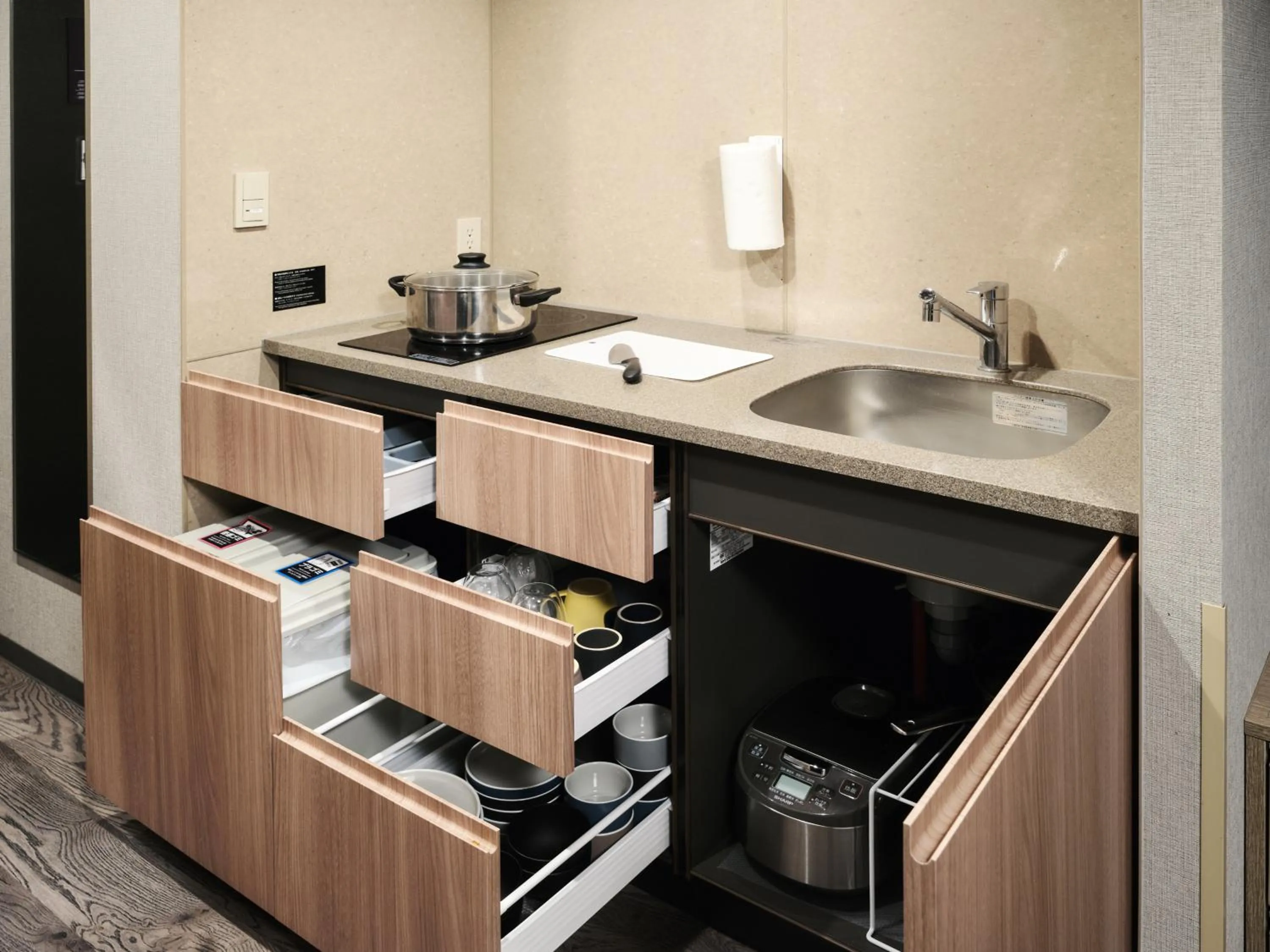 MONday Apart Premium UENO OKACHIMACHI