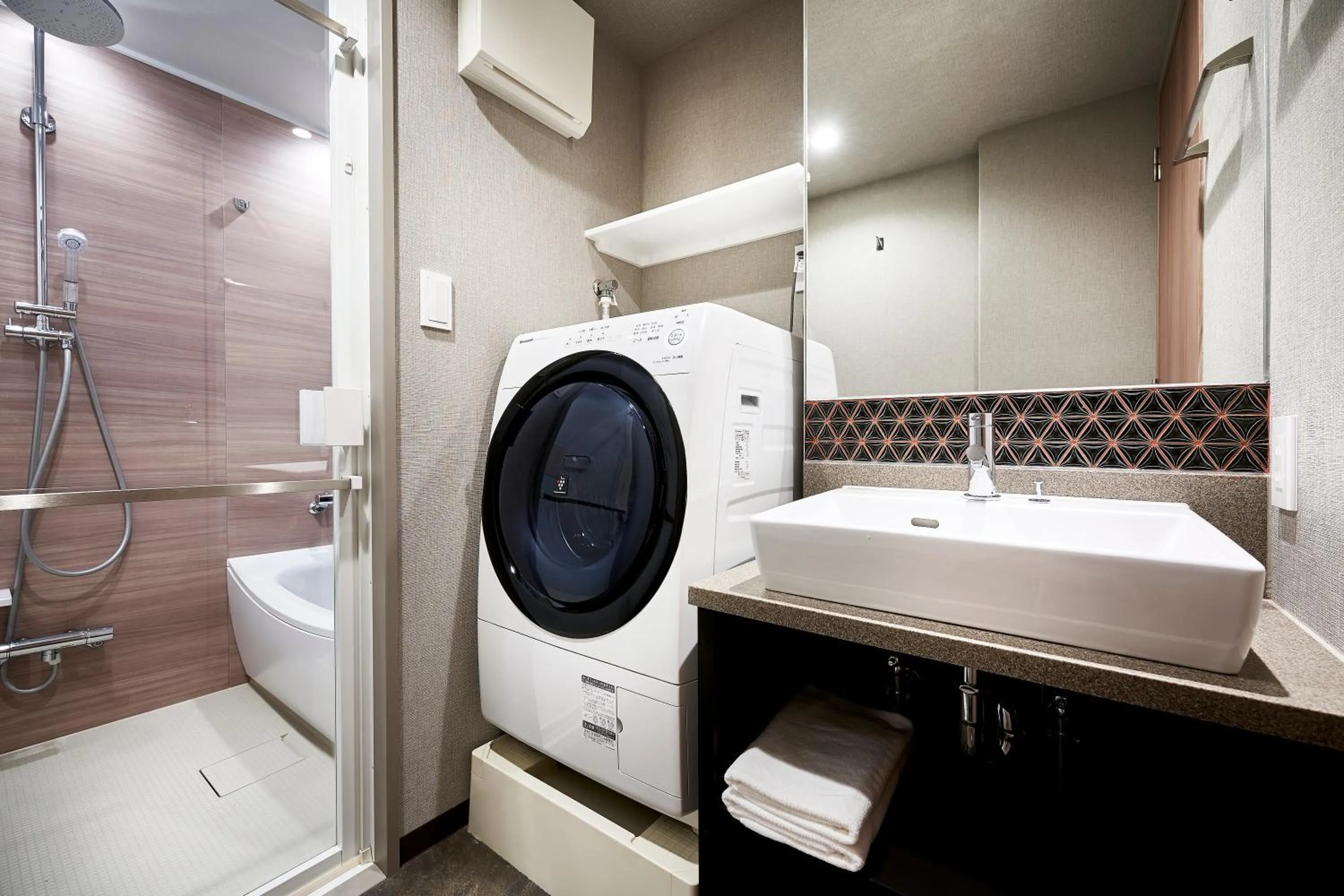 MONday Apart Premium KYOTO Station