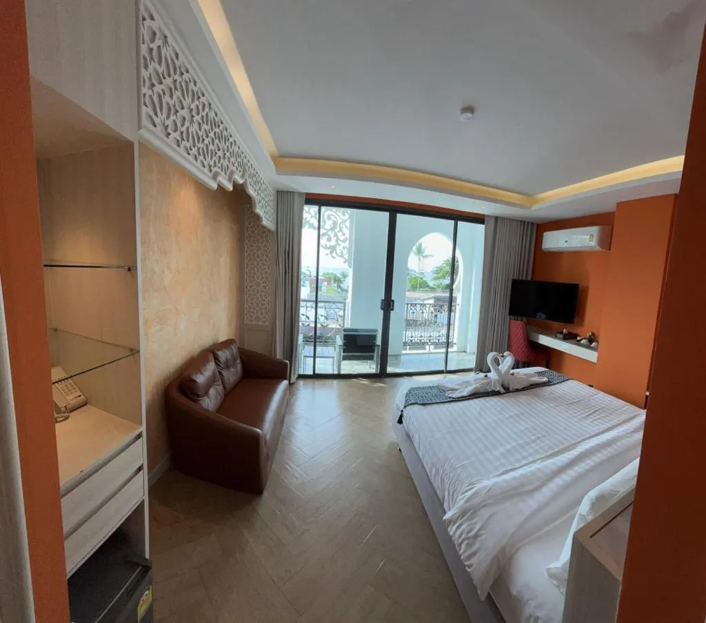 Bed in Le Maroc Hotel Patong