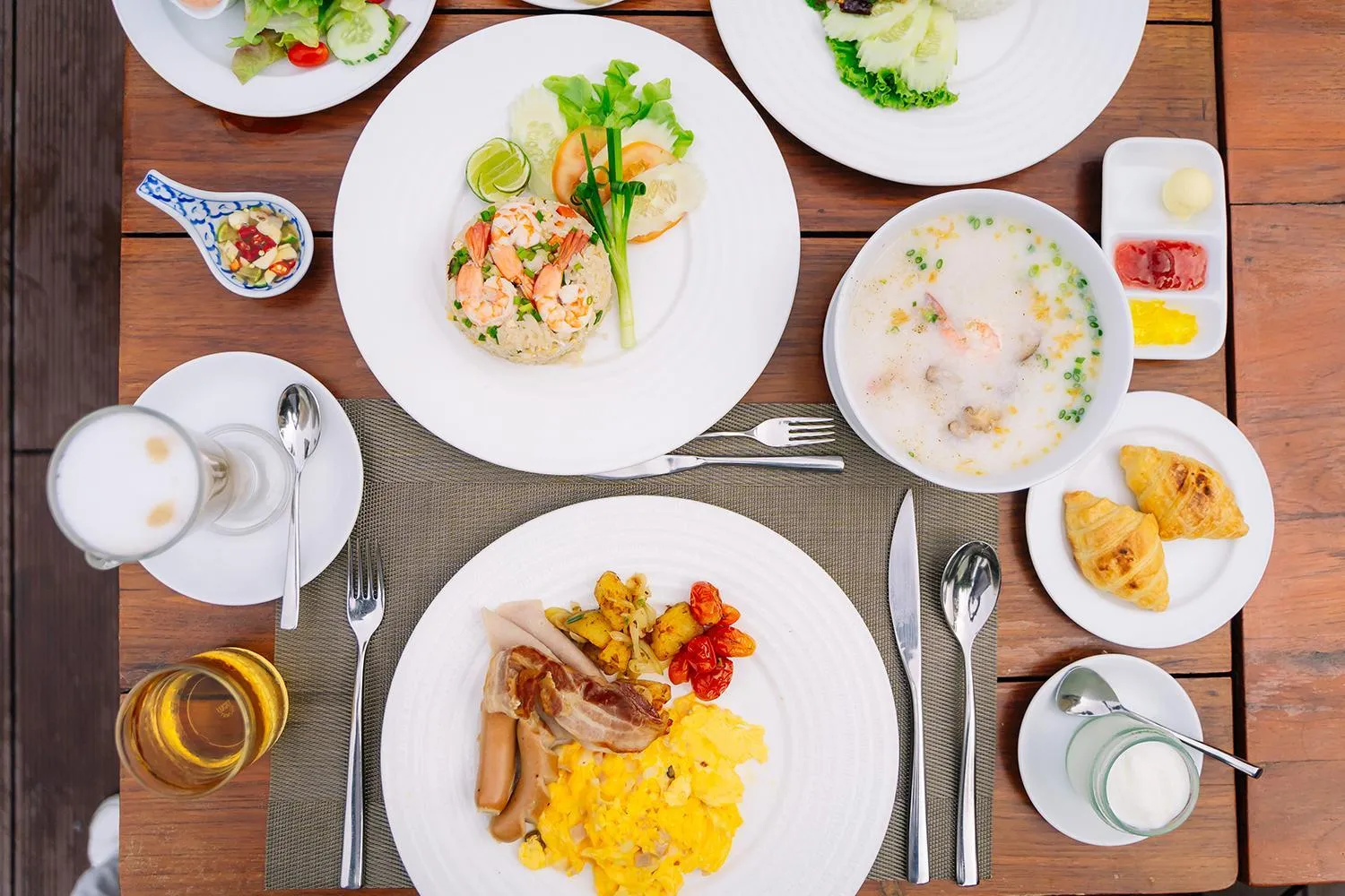 Breakfast in W1Bangkoknoi Hotel