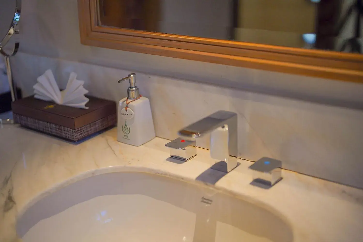 Suite with Spa Bath in W1Bangkoknoi Hotel Suite with Spa Bath in W1Bangkoknoi Hotel