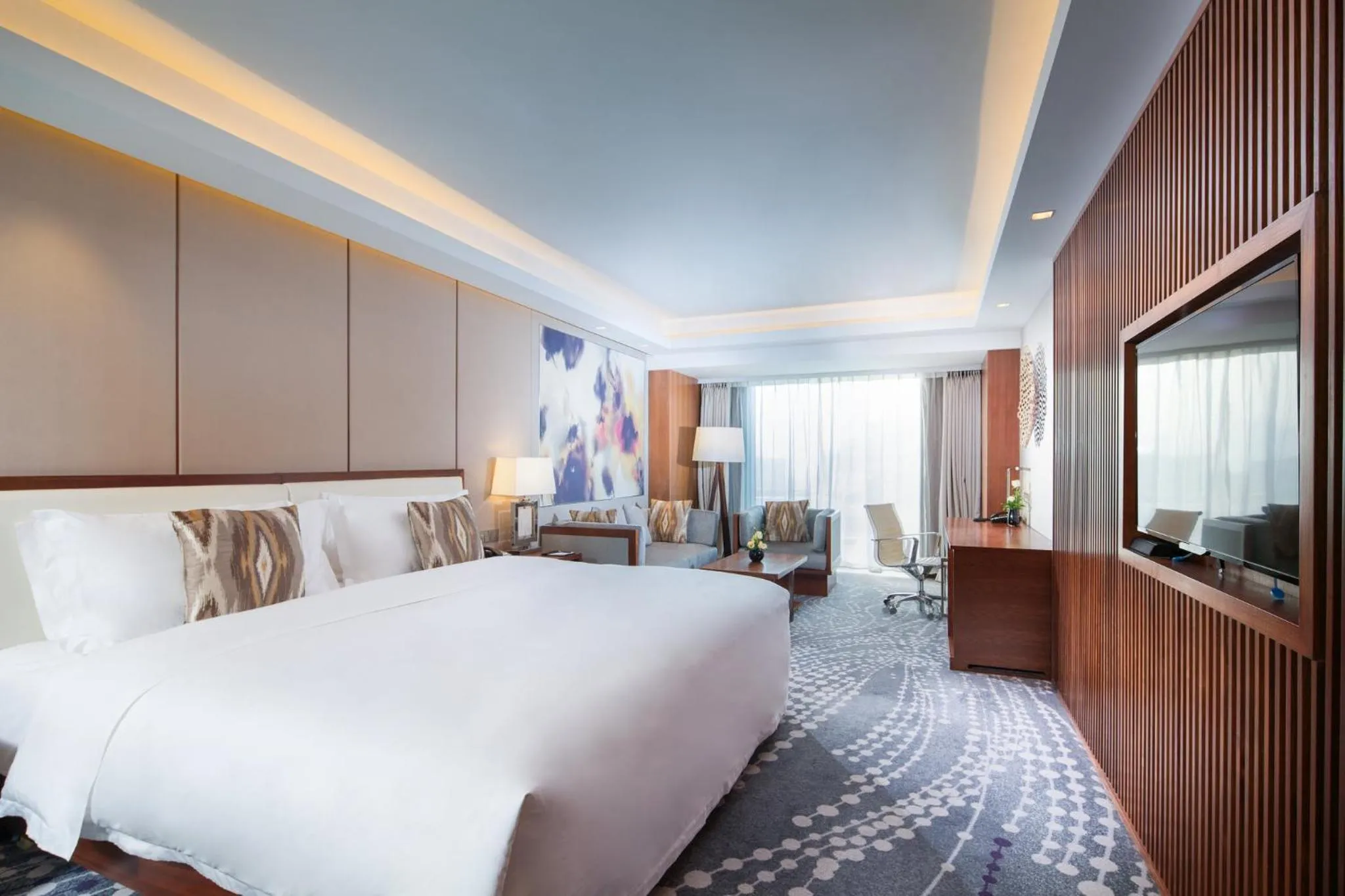 Photo of the whole room, Bed in Intercontinental Jinan City Center by IHG