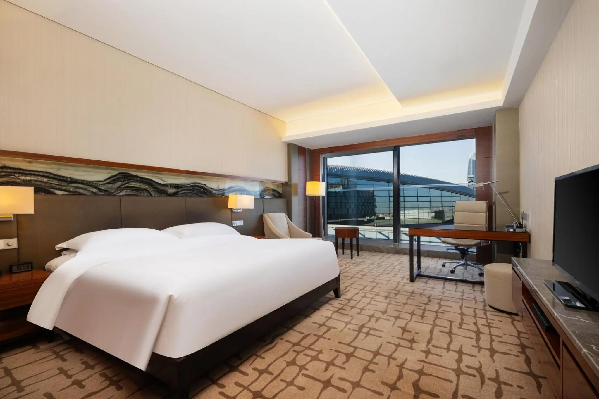 Photo of the whole room, Bed in Intercontinental Jinan City Center by IHG