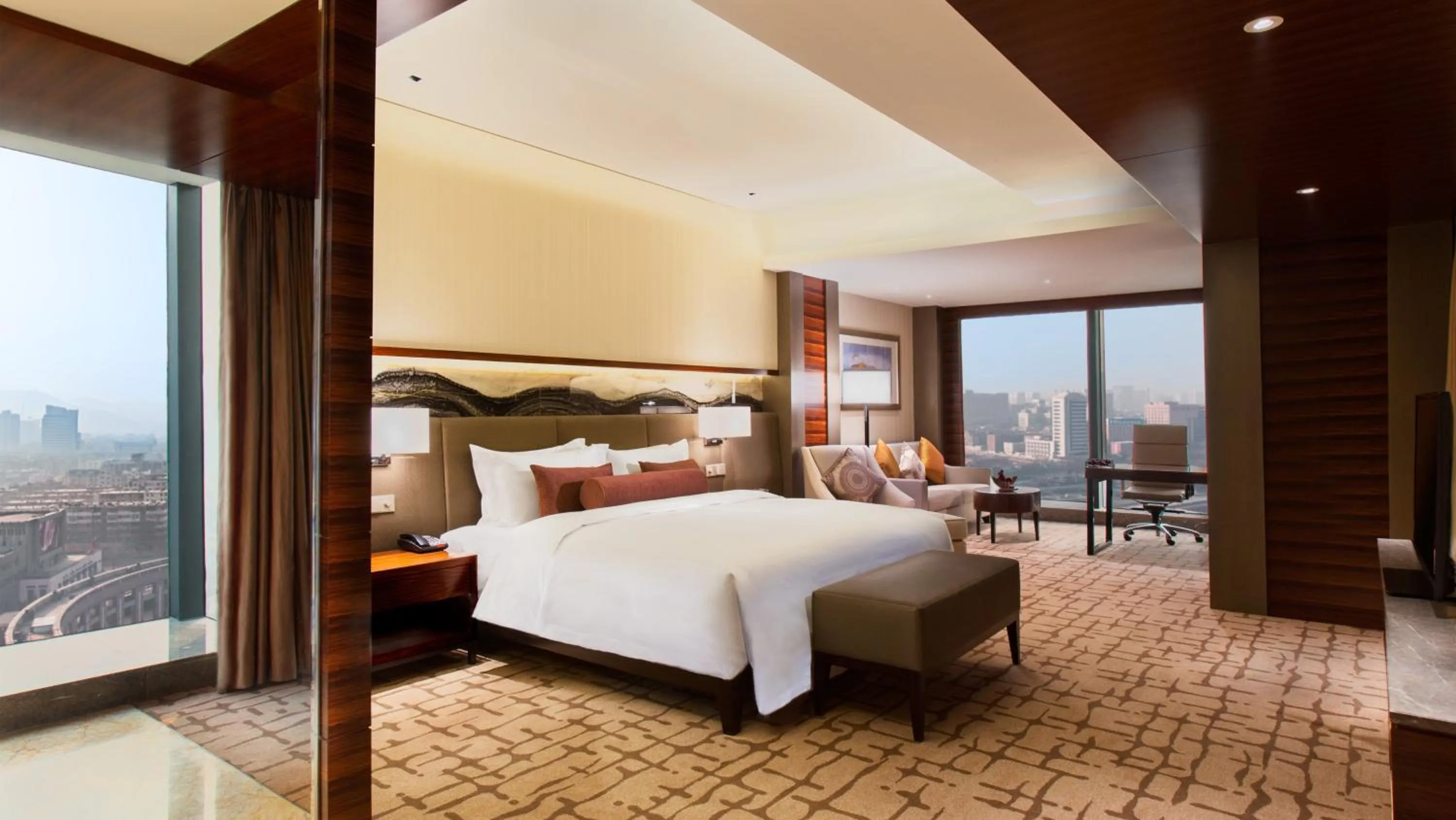 Photo of the whole room, Bed in Intercontinental Jinan City Center by IHG