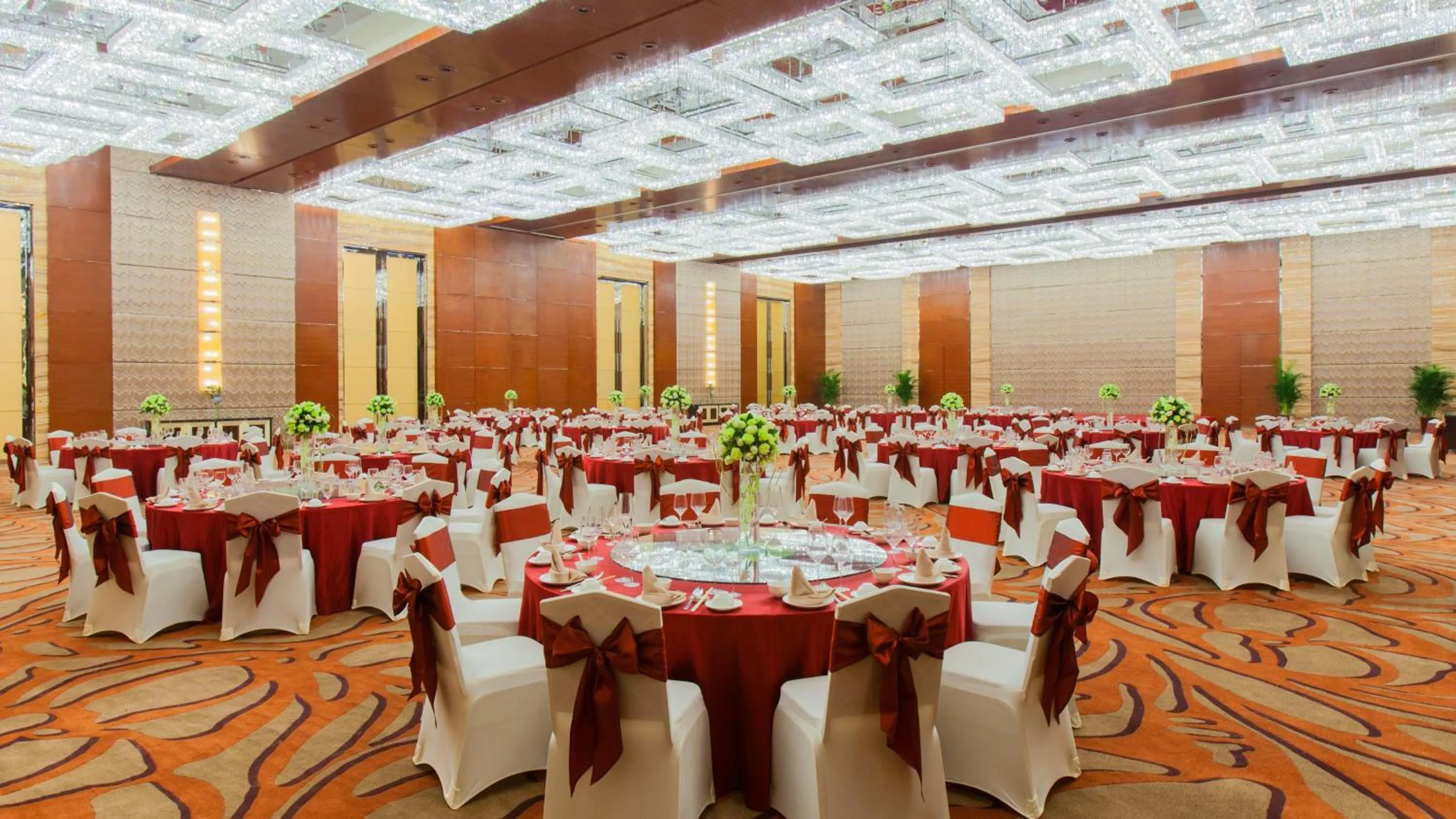 Banquet/Function facilities in Intercontinental Jinan City Center by IHG
