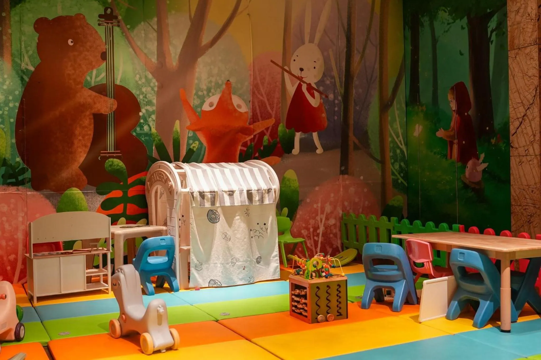 Restaurant/places to eat in Intercontinental Jinan City Center by IHG