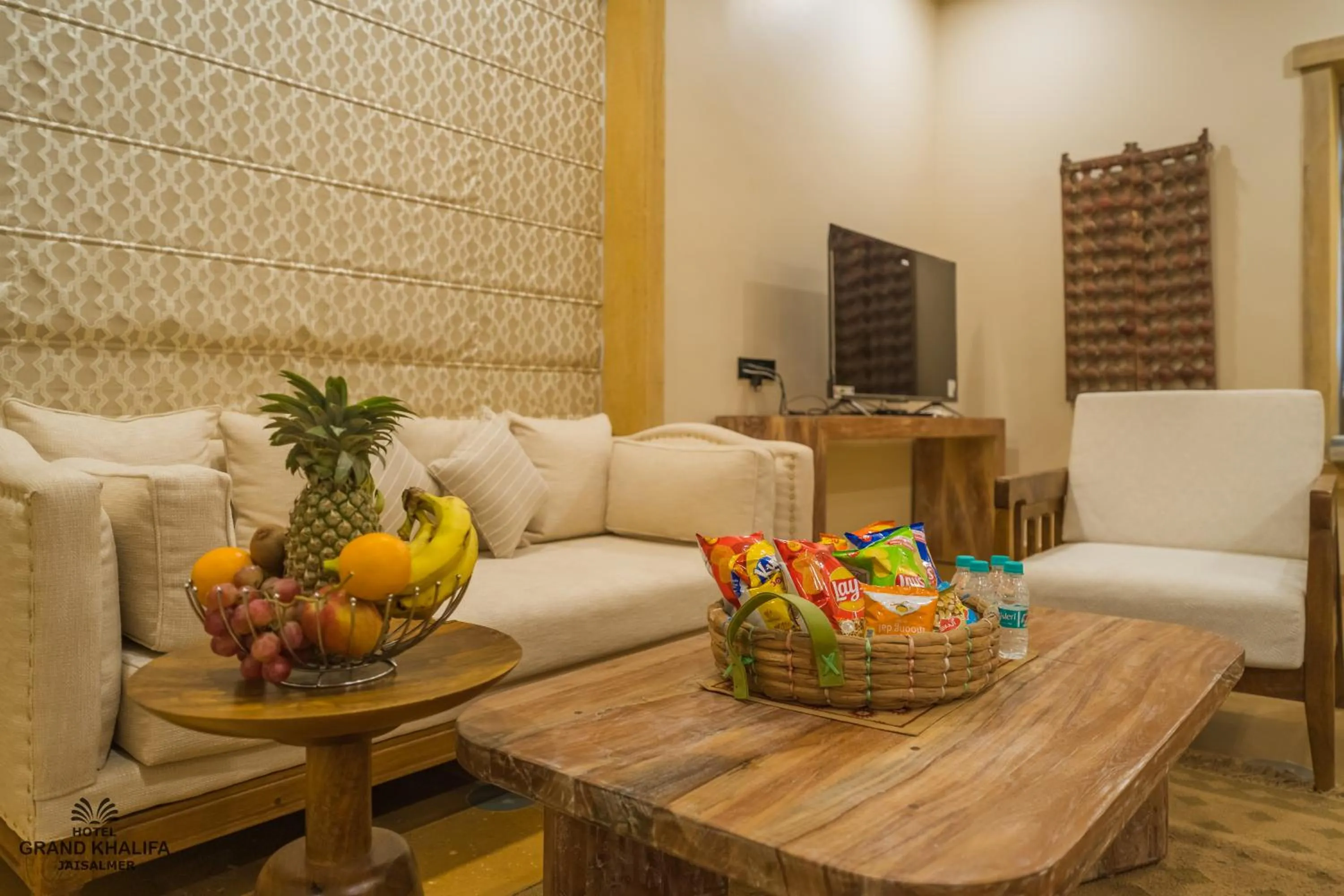 Food and drinks in Hotel Grand Khalifa