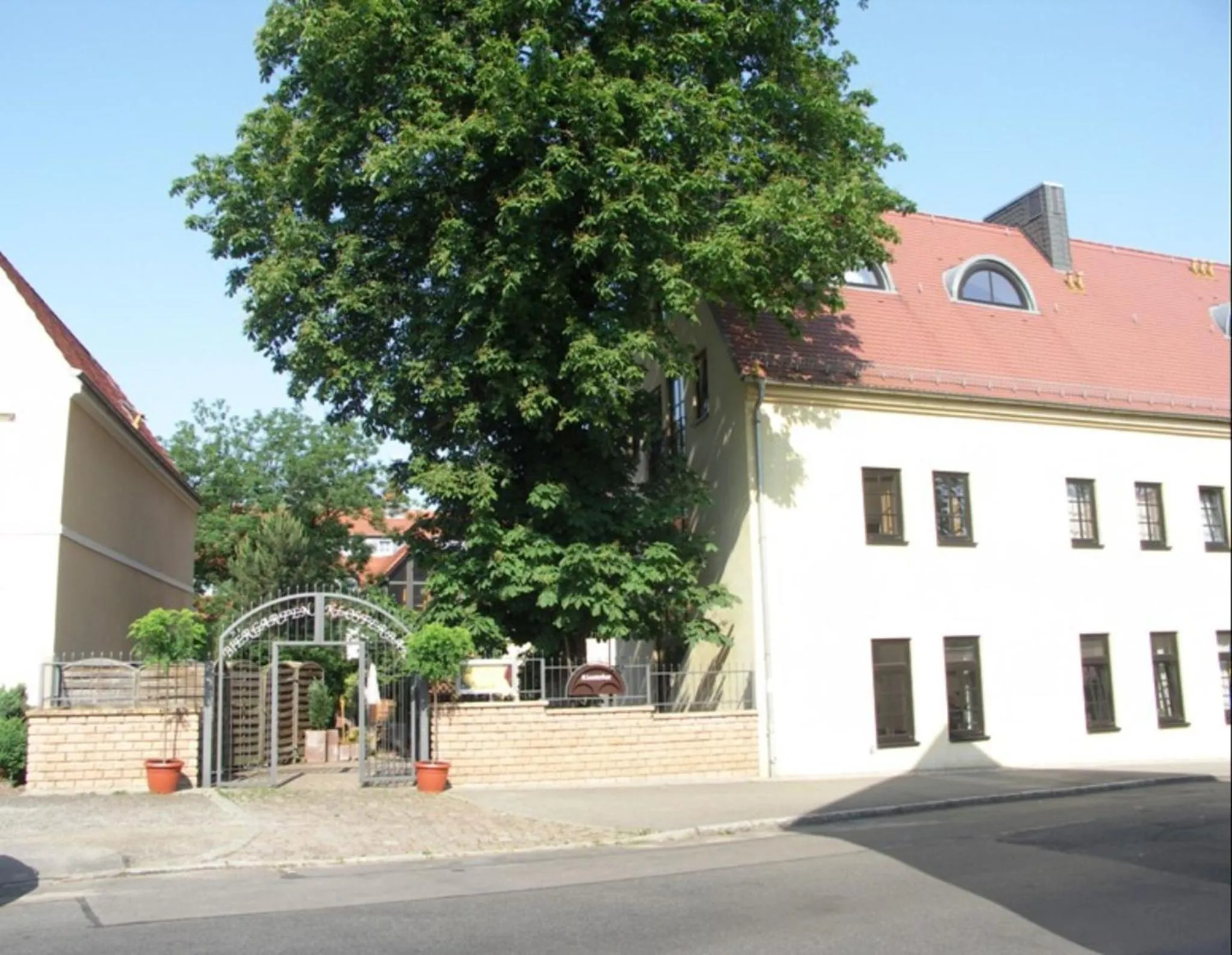 Property building in Hotel & Restaurant Klosterhof