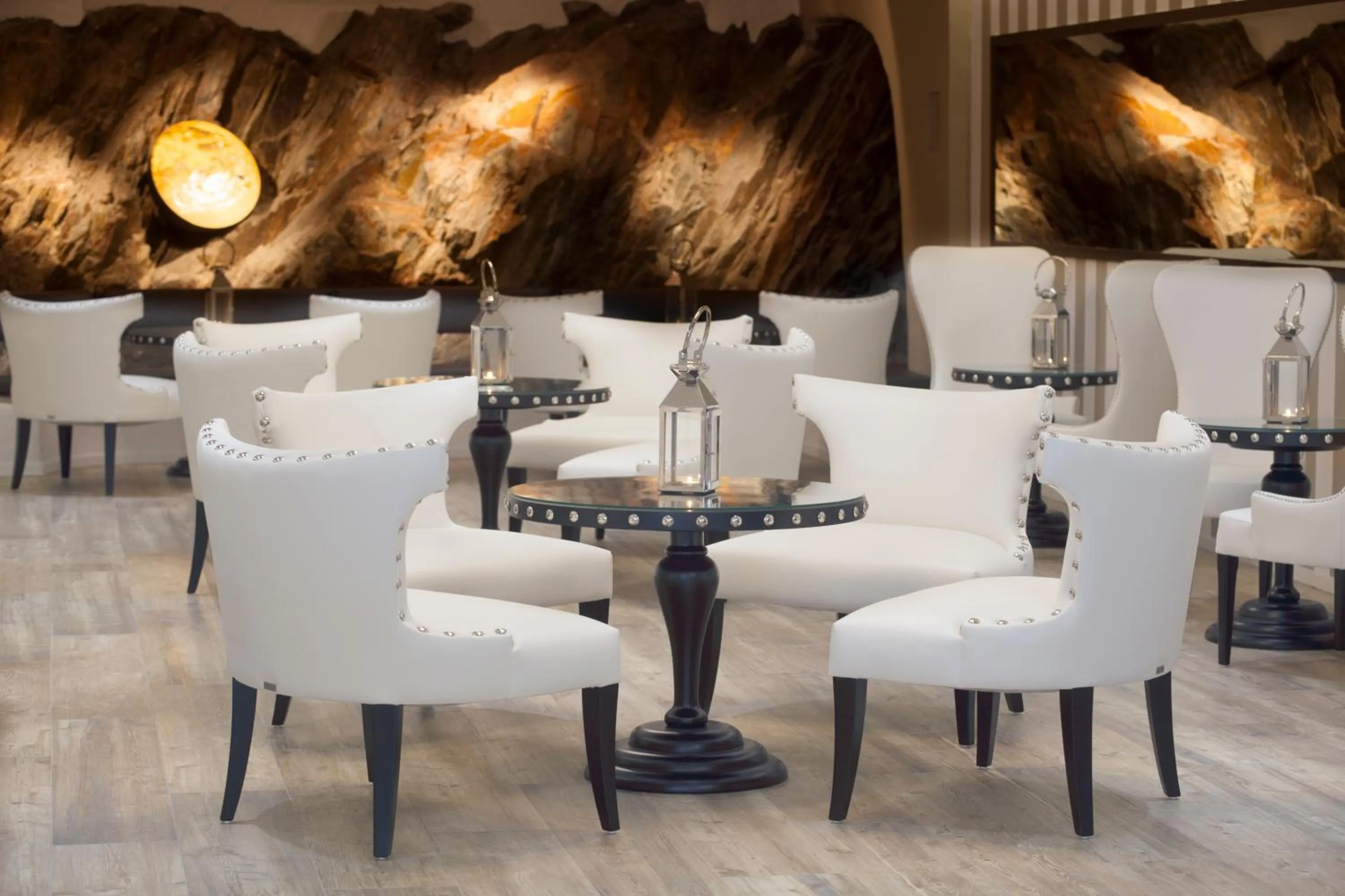 Lounge or bar in Hotel Ascona