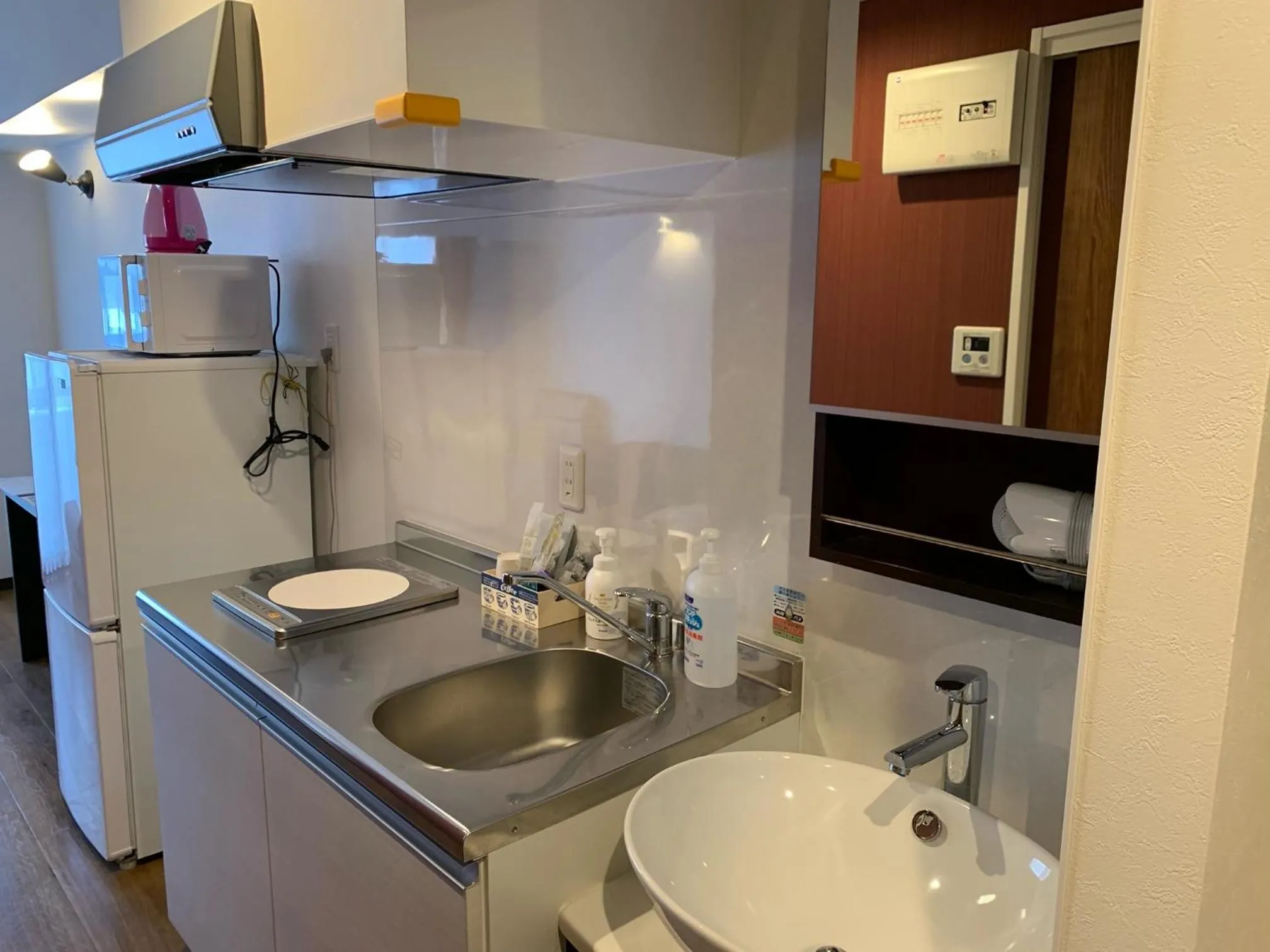 Kitchen or kitchenette in Clean Hotels in Higashimachi