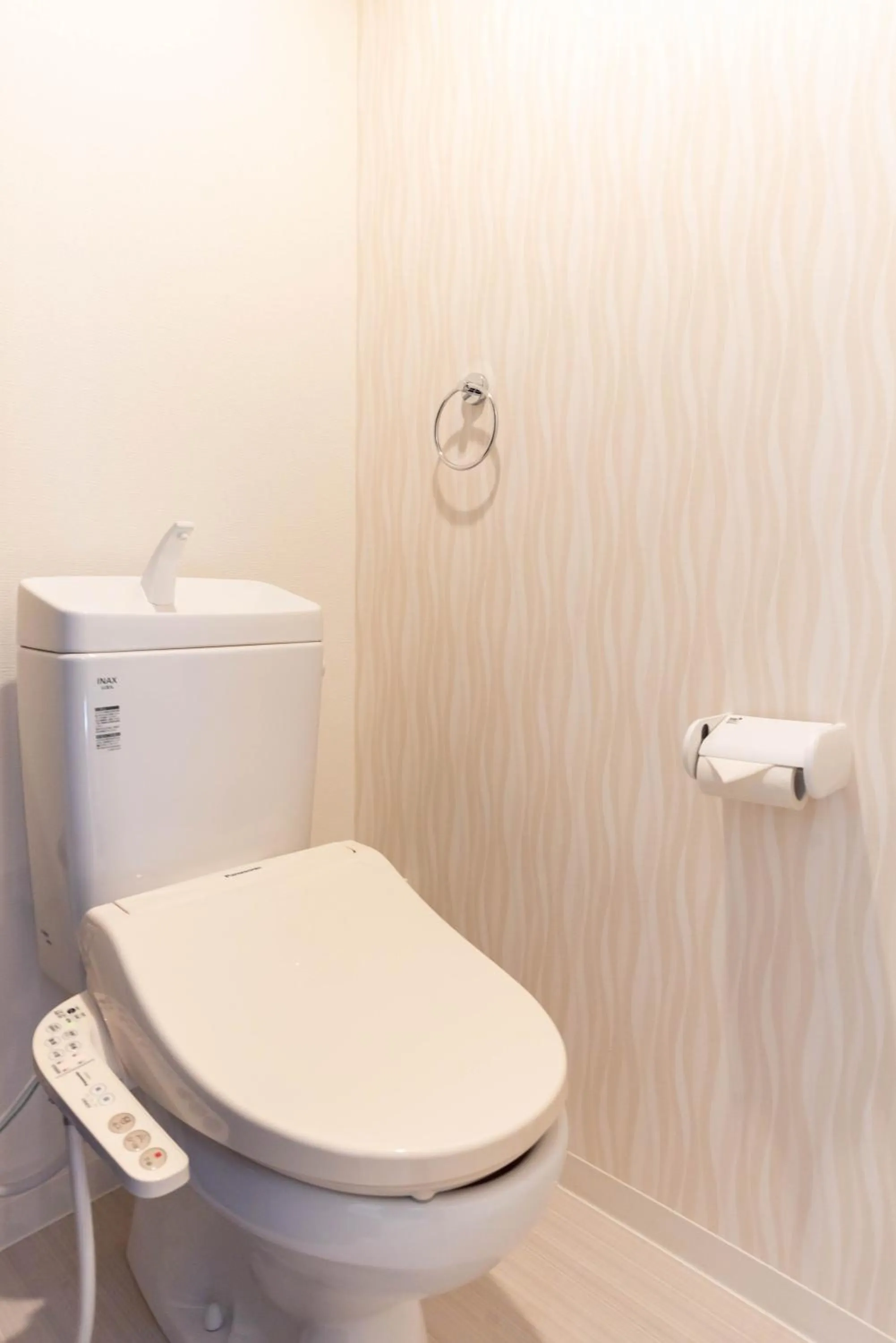 Toilet in Bijou Suites Bloom