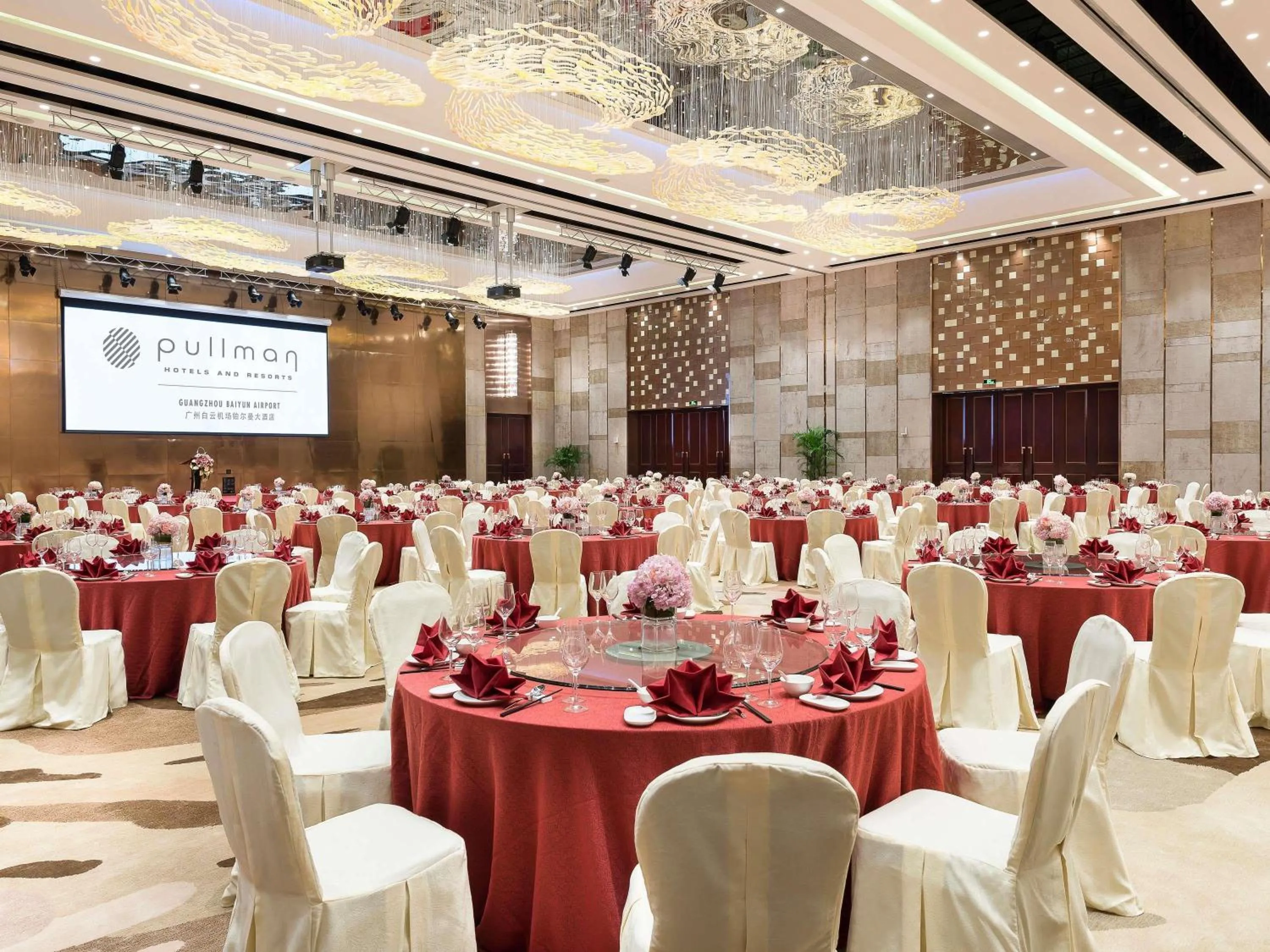 wedding in Pullman Guangzhou Baiyun Airport - Free Shuttle Bus & Official Registration Agency during Canton Fair