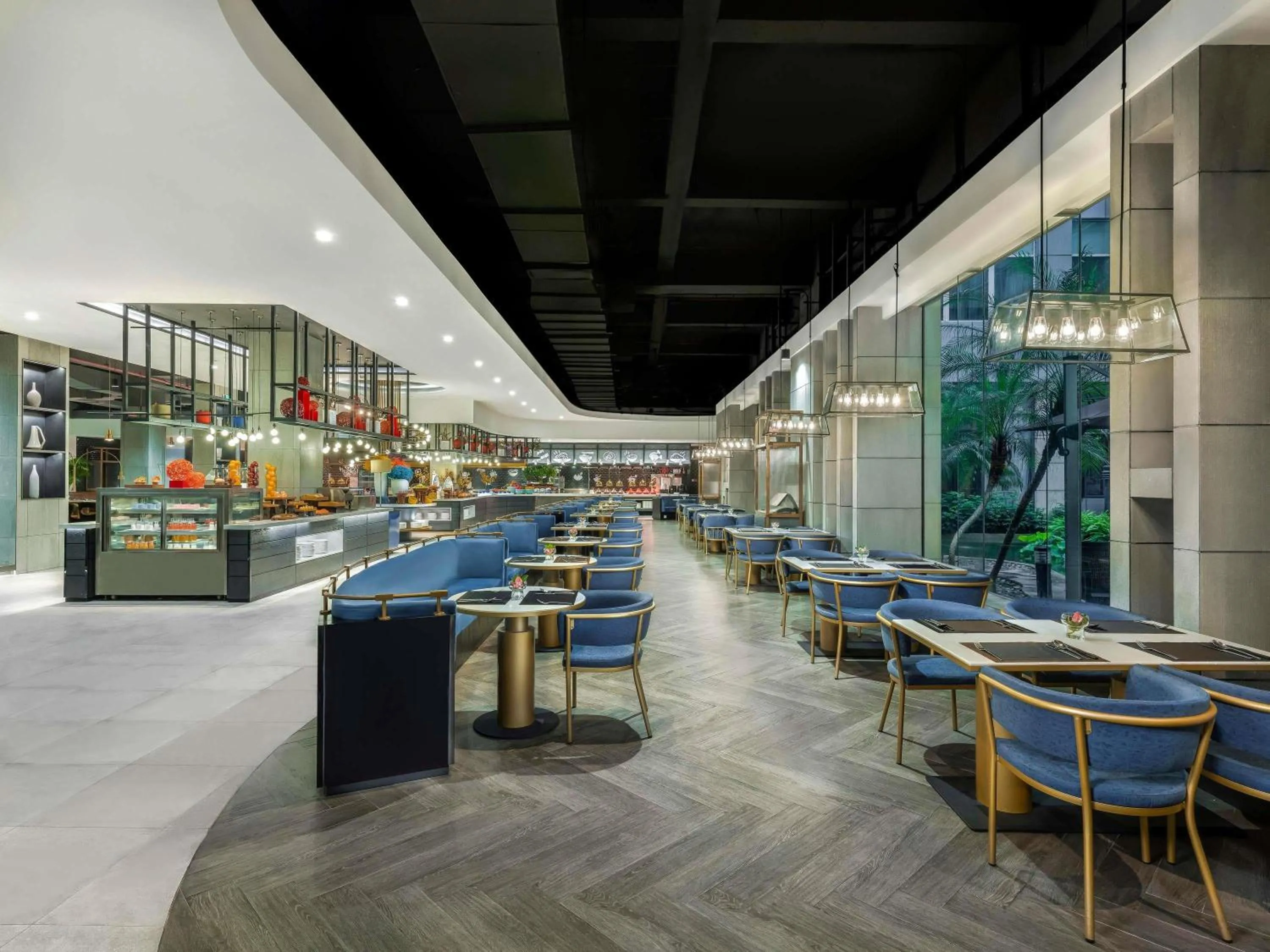 Restaurant/places to eat in Pullman Guangzhou Baiyun Airport - Free Shuttle Bus & Official Registration Agency during Canton Fair