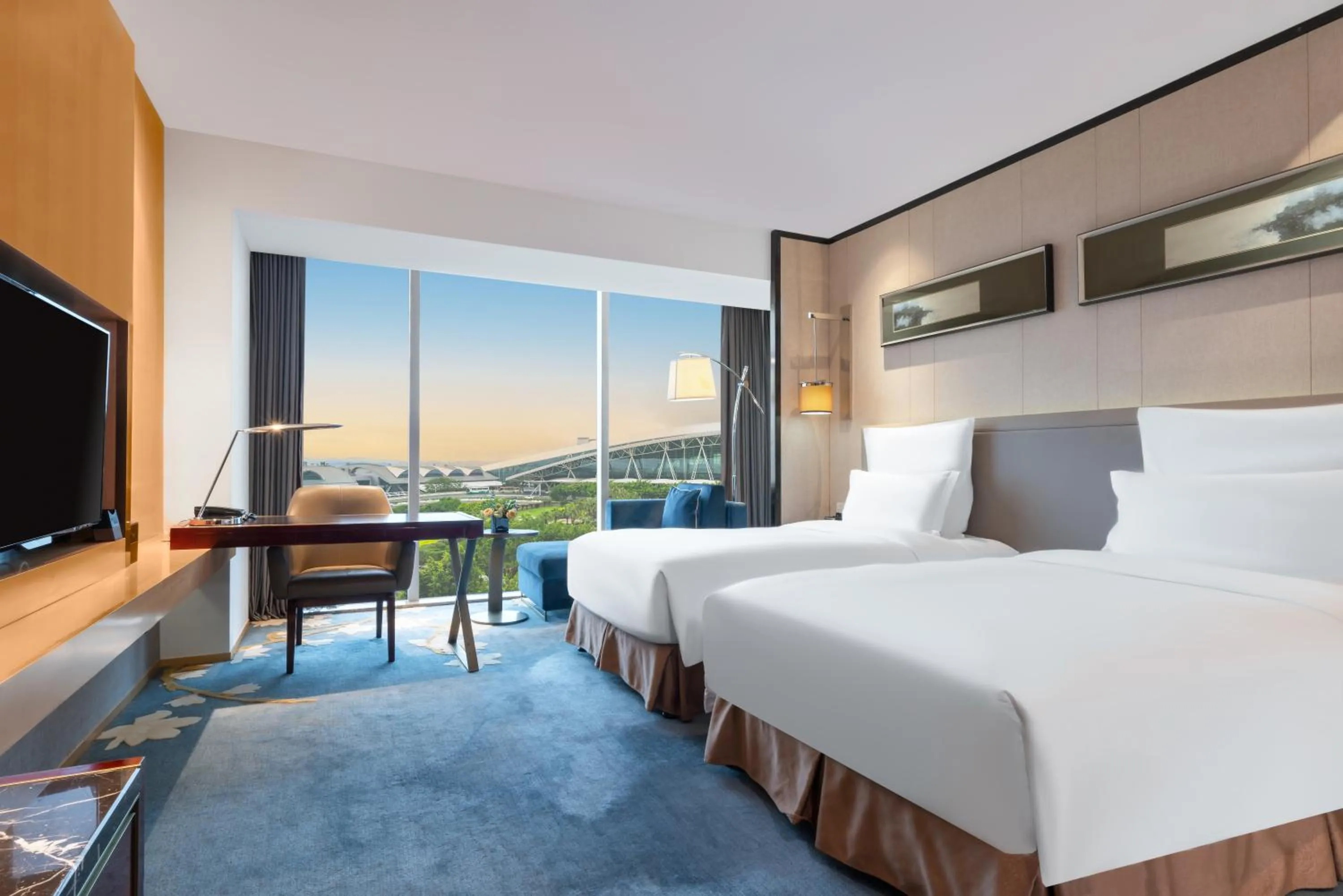 Bedroom, Bed in Pullman Guangzhou Baiyun Airport - Free Shuttle Bus & Official Registration Agency during Canton Fair